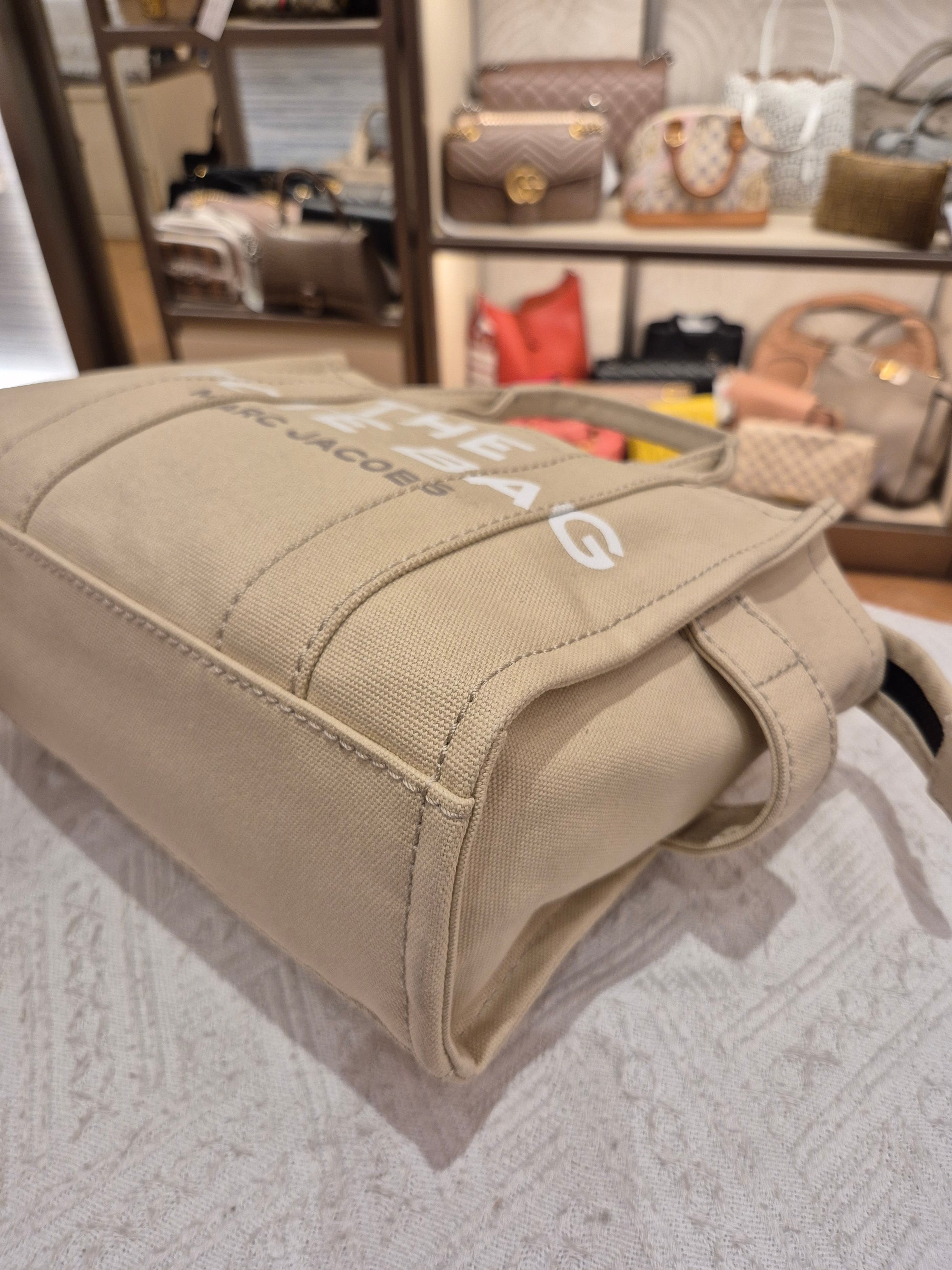 Marc Jacobs The Tote Bag Small