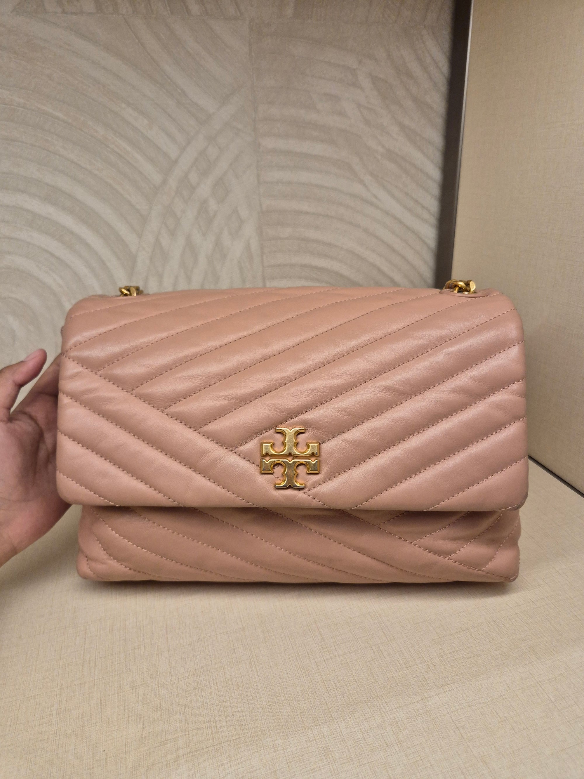 Tory Burch Kira Chev
