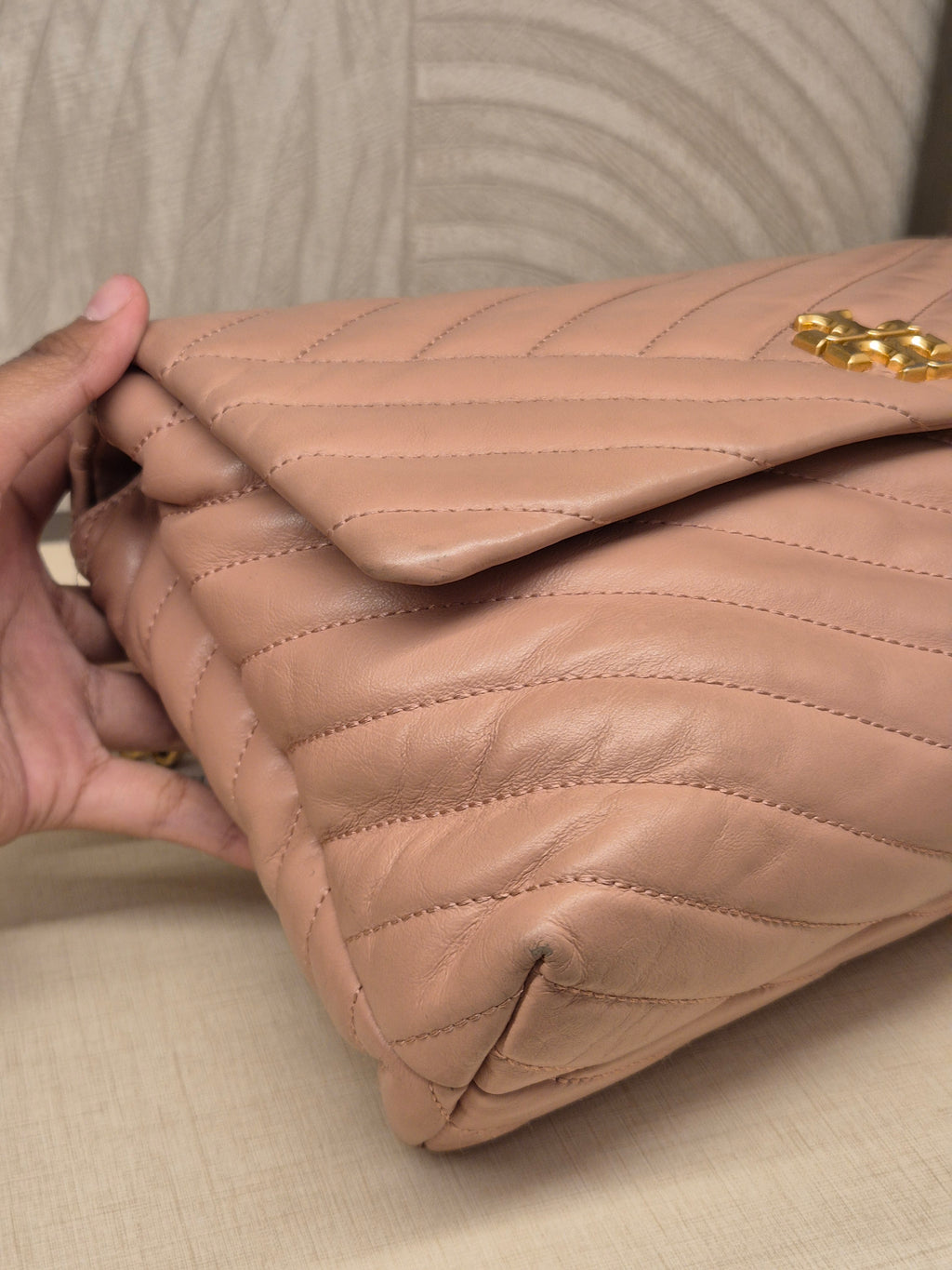 Tory Burch Kira Chev