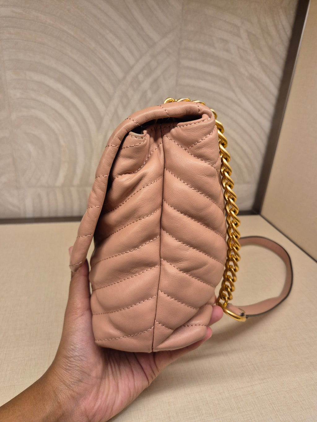 Tory Burch Kira Chev
