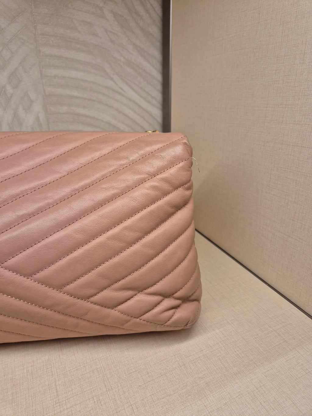 Tory Burch Kira Chev