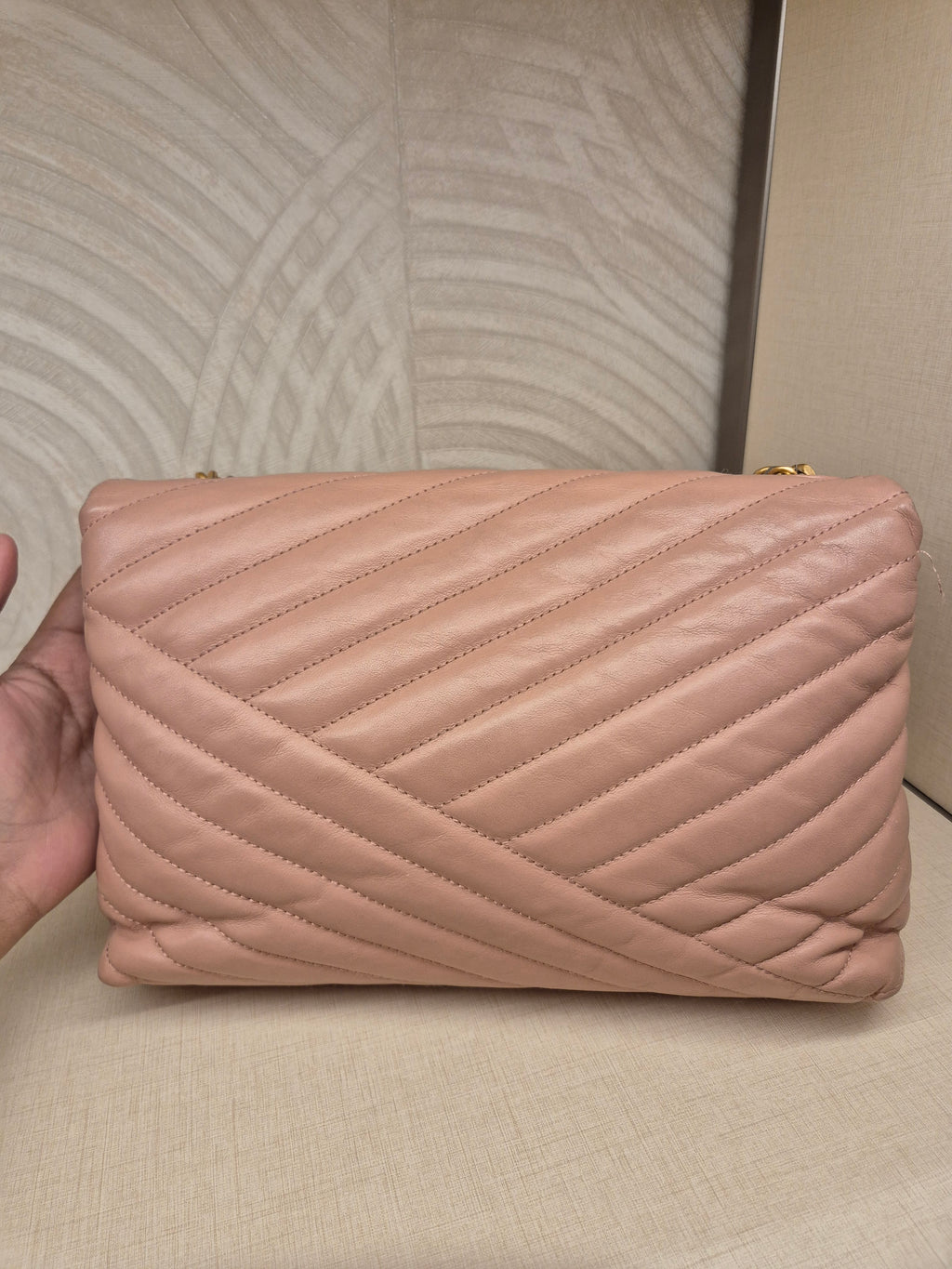 Tory Burch Kira Chev