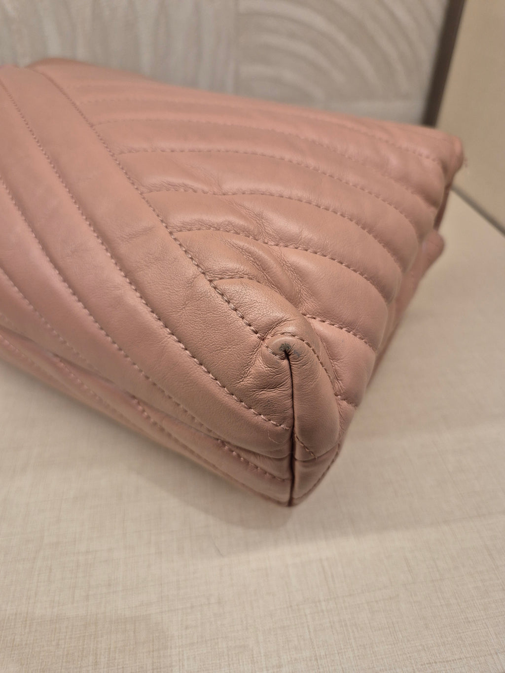 Tory Burch Kira Chev