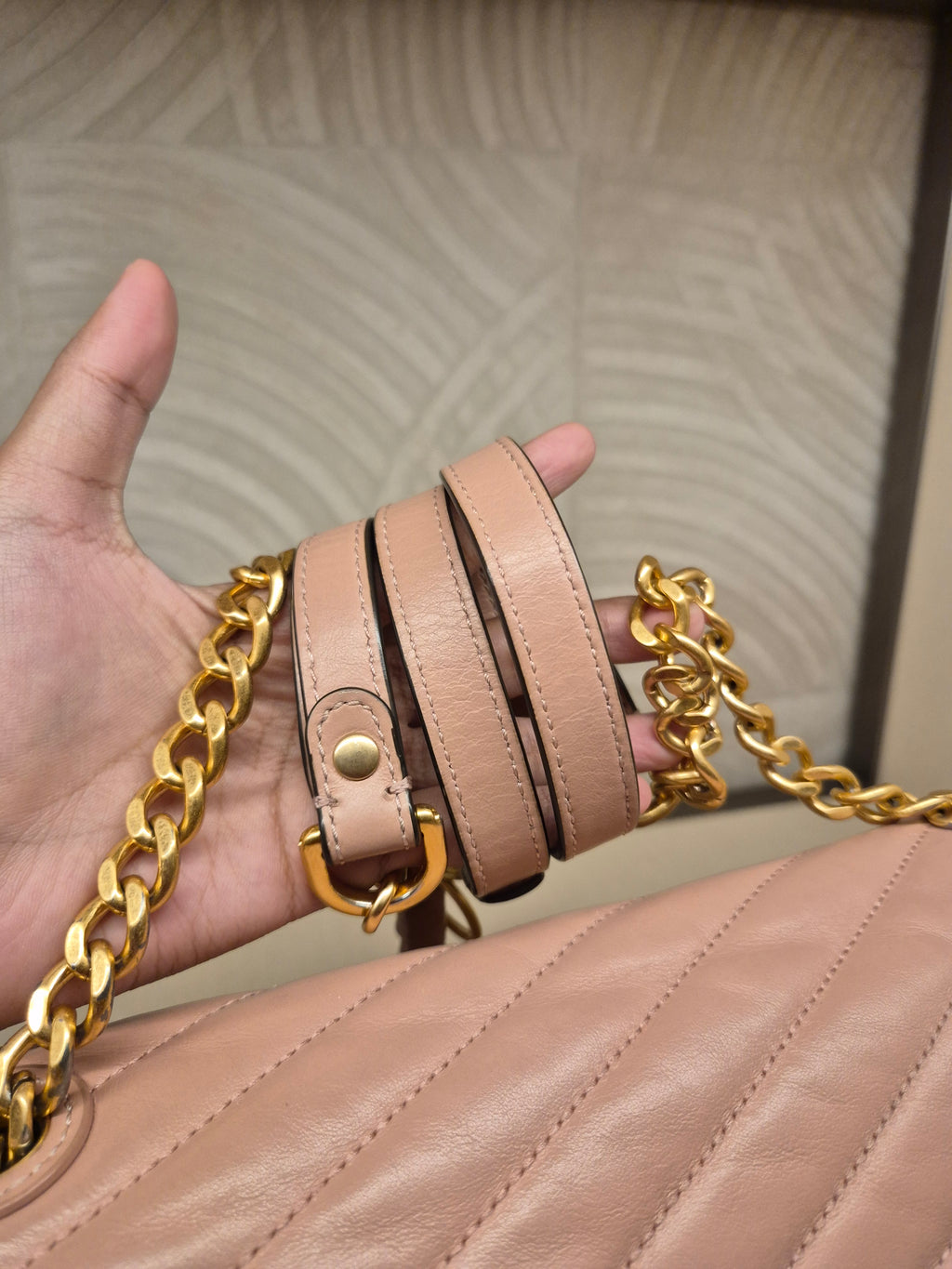 Tory Burch Kira Chev
