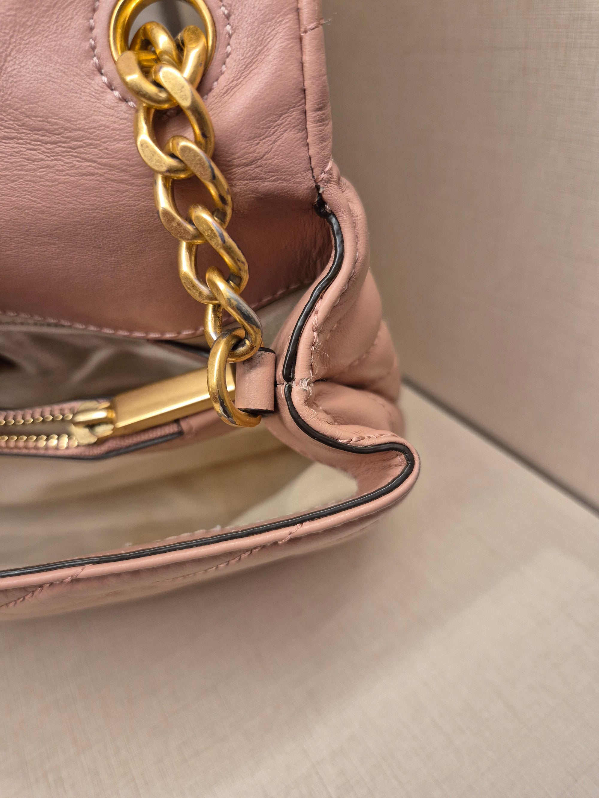 Tory Burch Kira Chev
