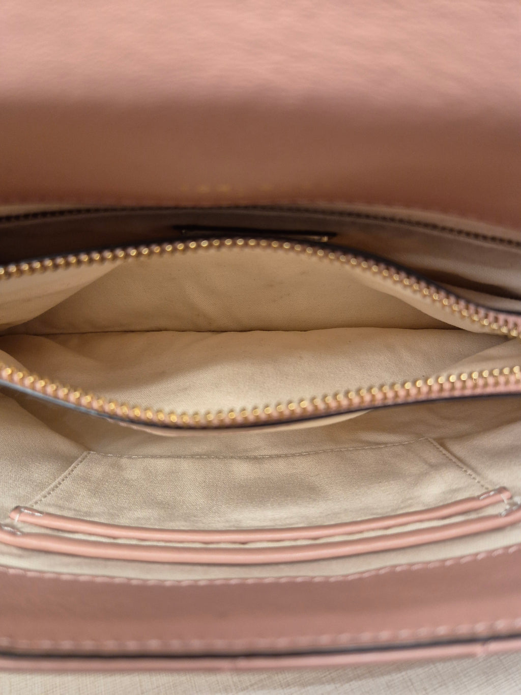 Tory Burch Kira Chev