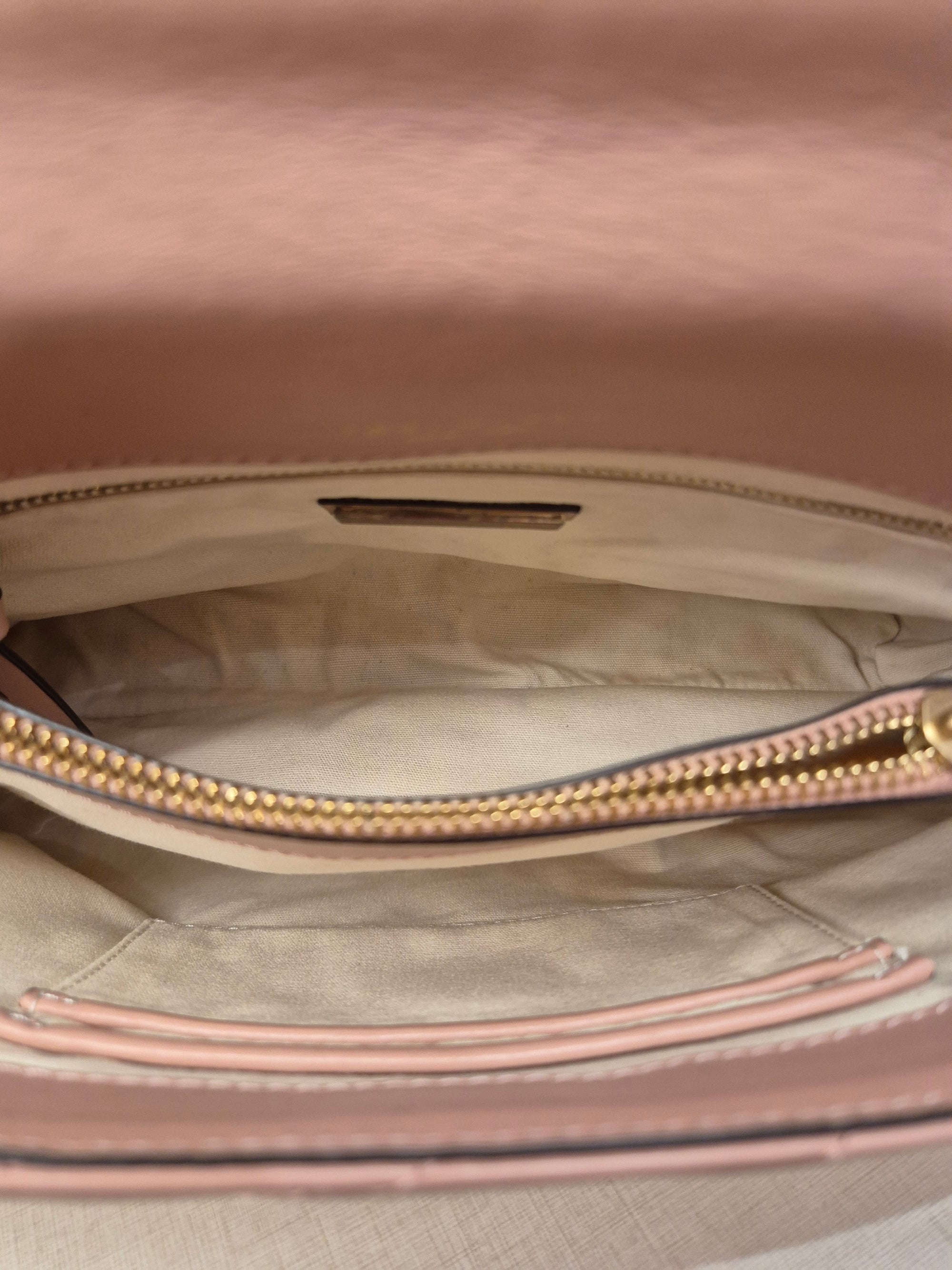 Tory Burch Kira Chev