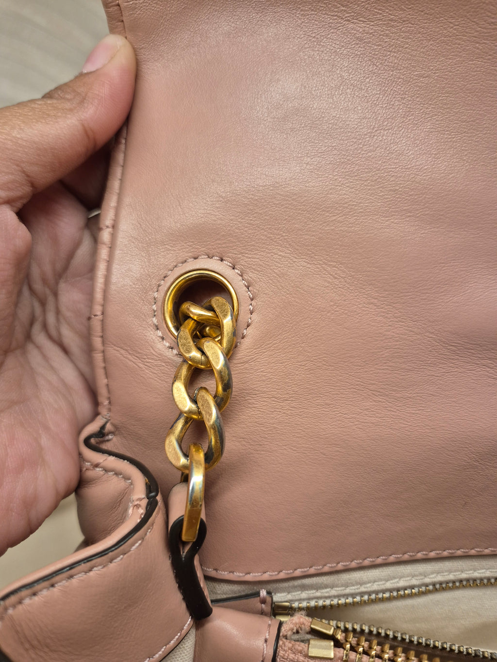 Tory Burch Kira Chev