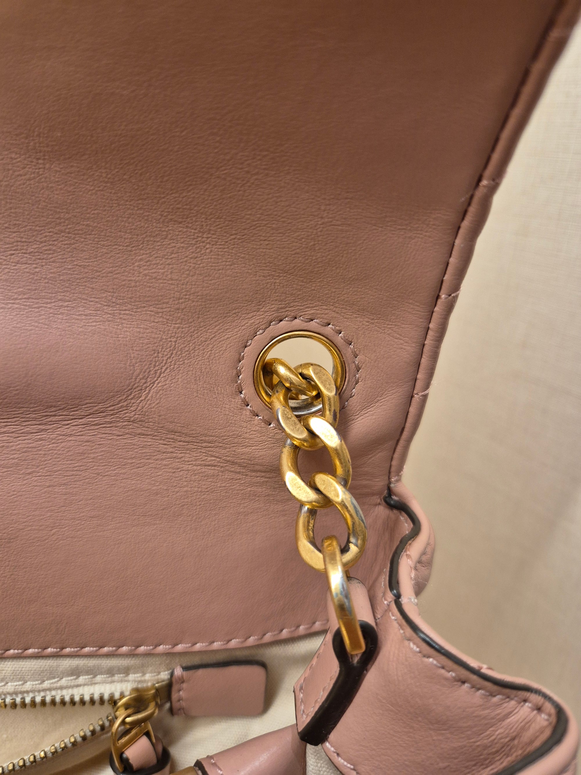 Tory Burch Kira Chev