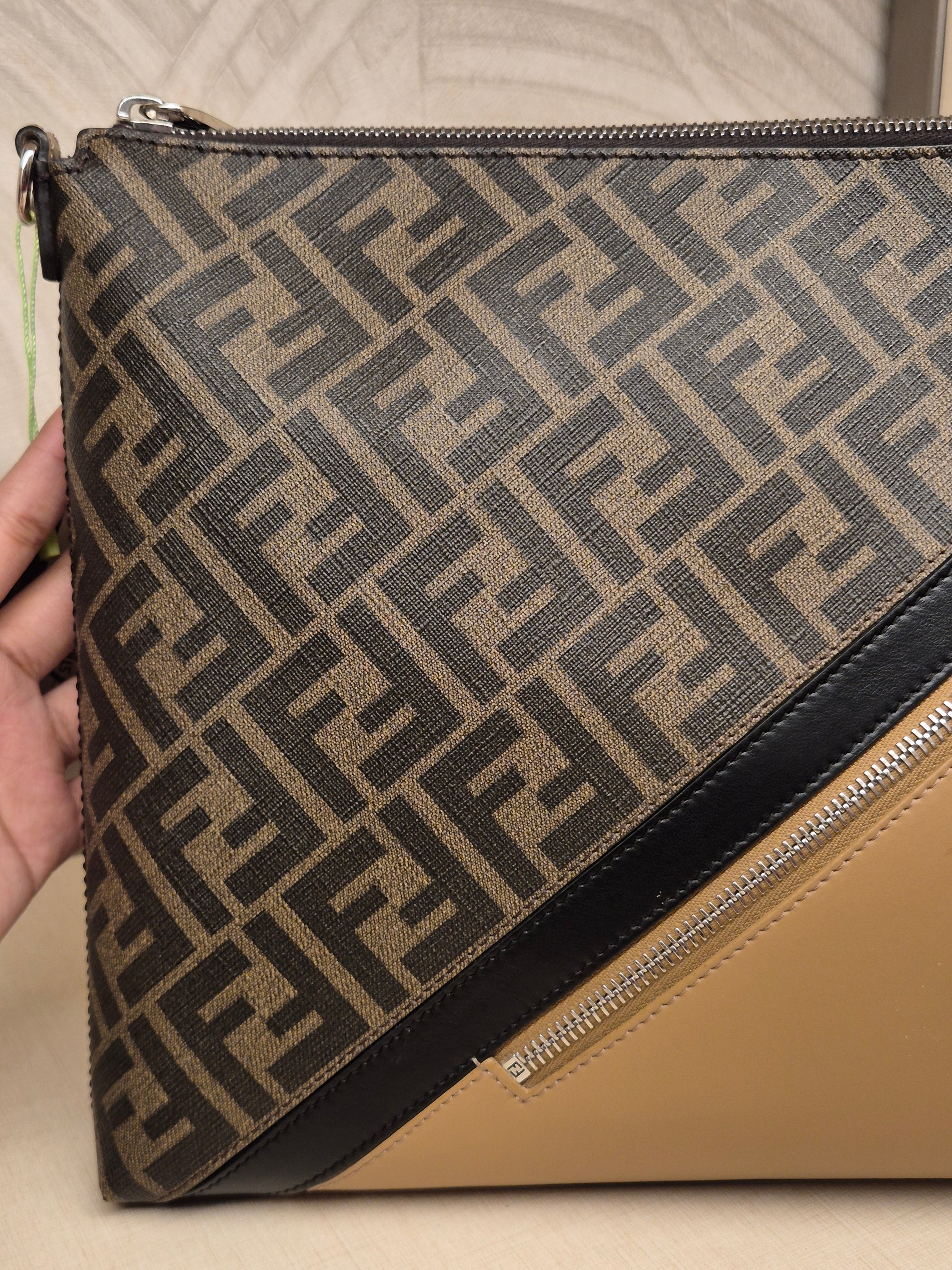 Fendi Mesenger FF