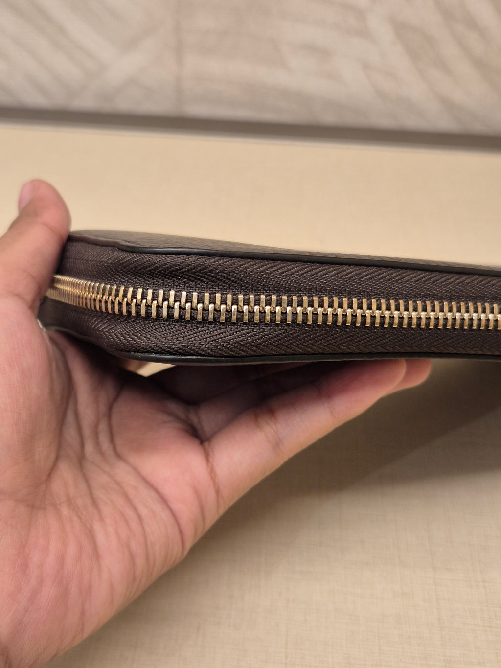 Gucci Zipper Long Wallet