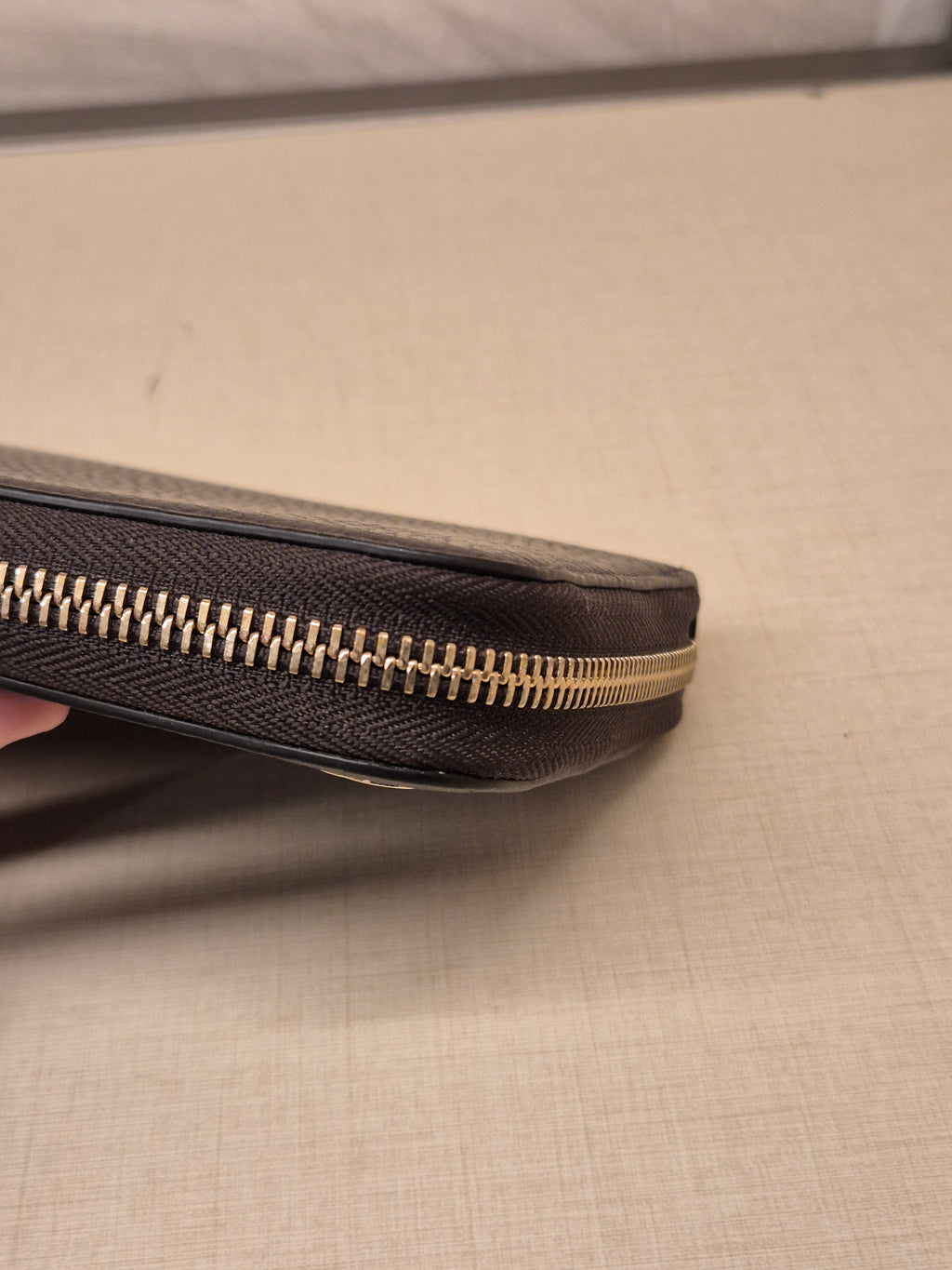 Gucci Zipper Long Wallet