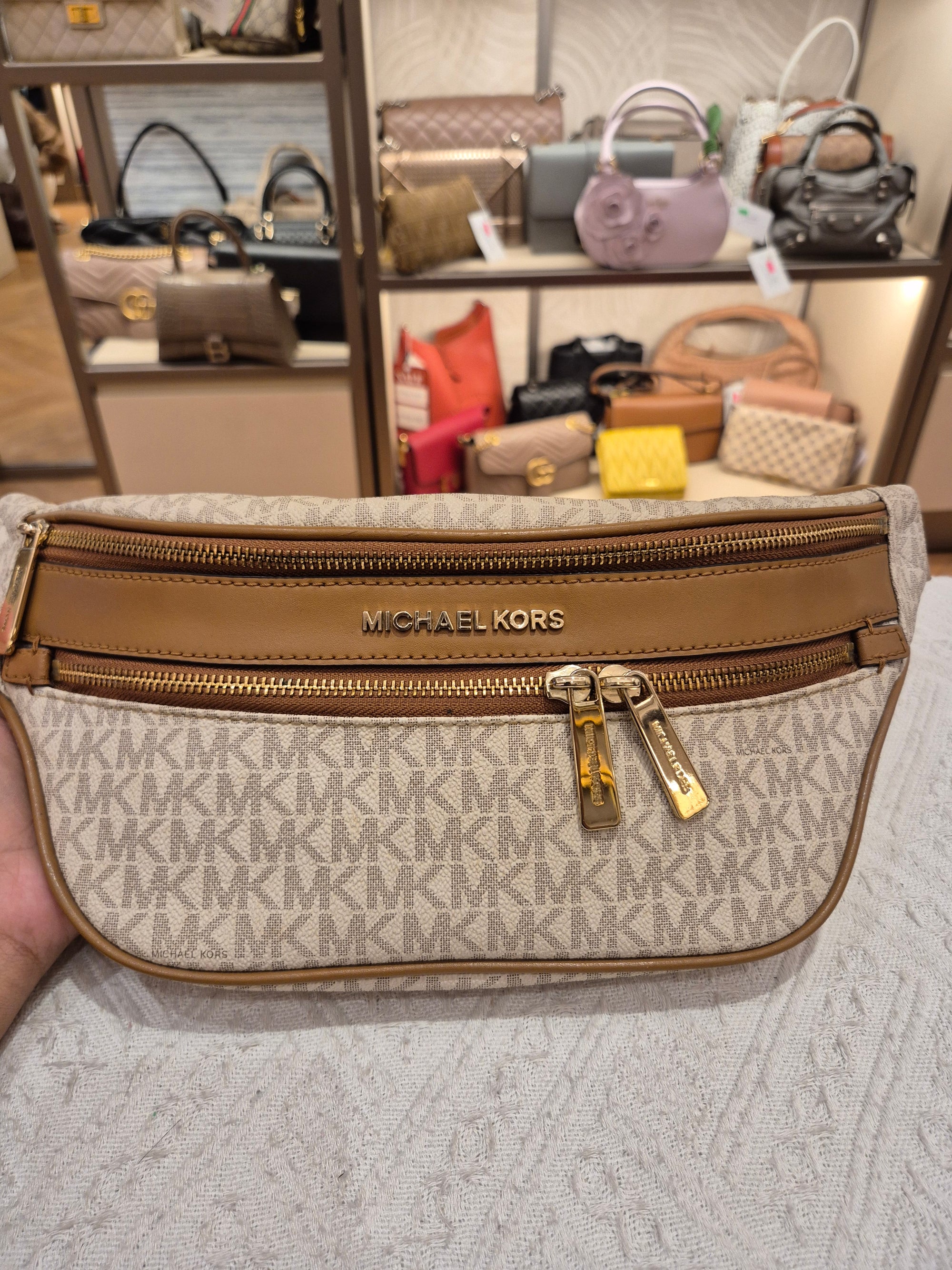 Michael Kors Bumbag Signature