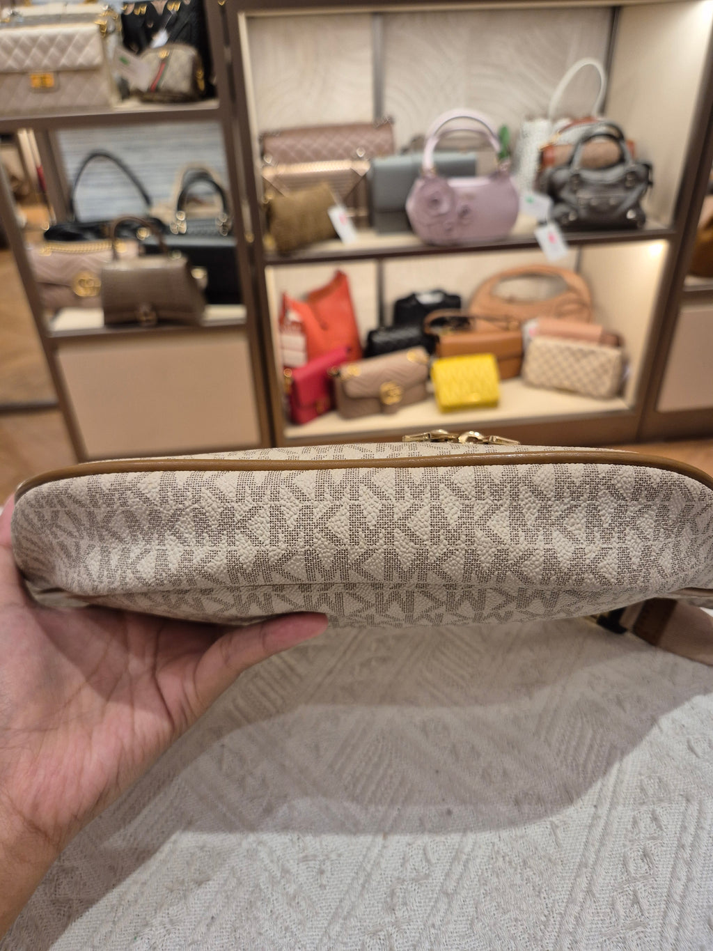 Michael Kors Bumbag Signature