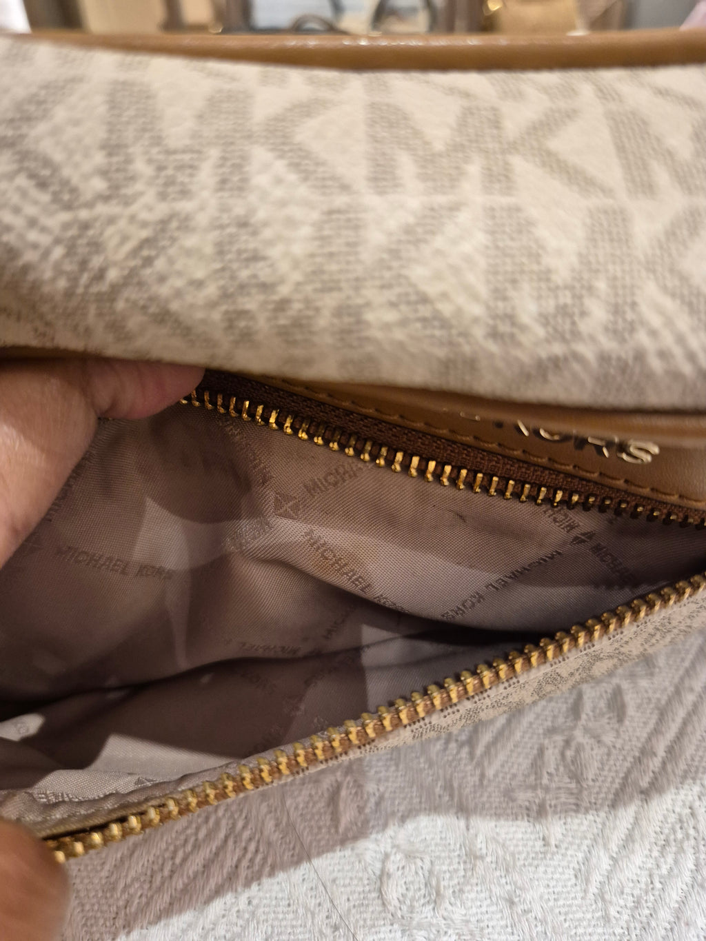 Michael Kors Bumbag Signature