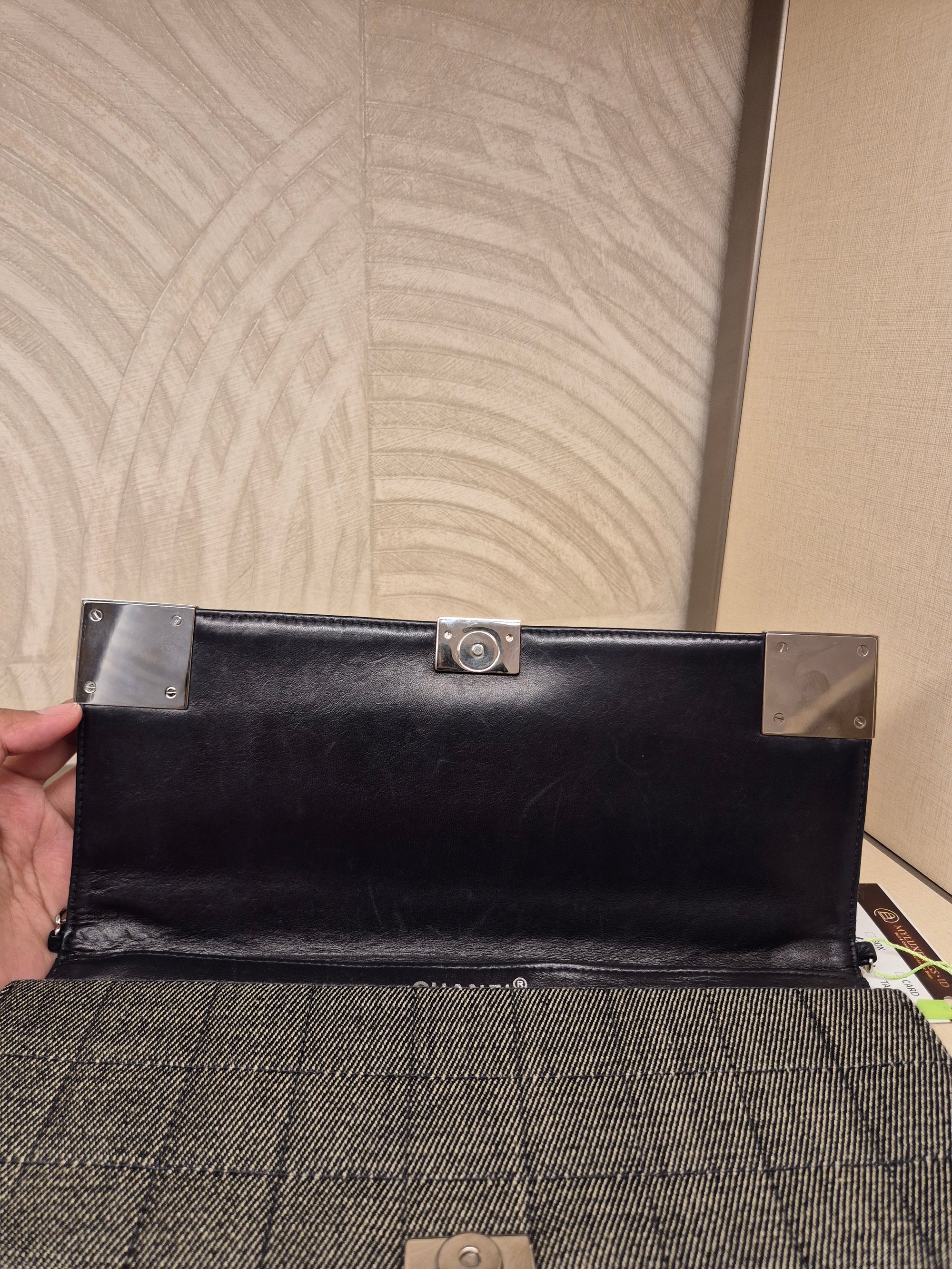 Chanel CC Choco bar