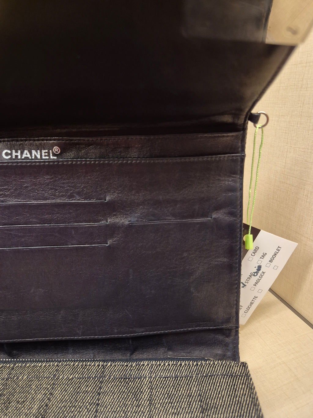 Chanel CC Choco bar