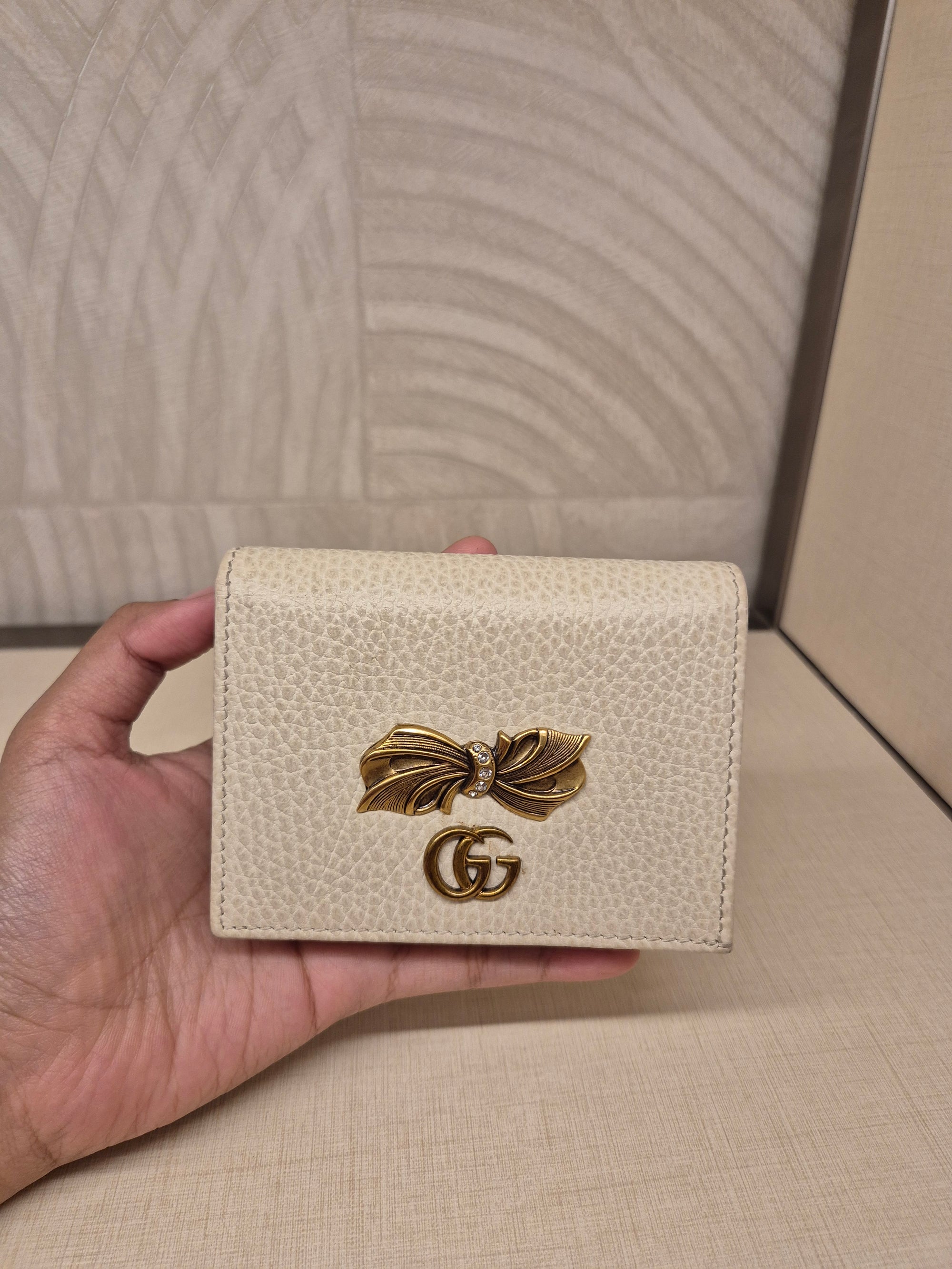 Gucci Compac Wallet Pita