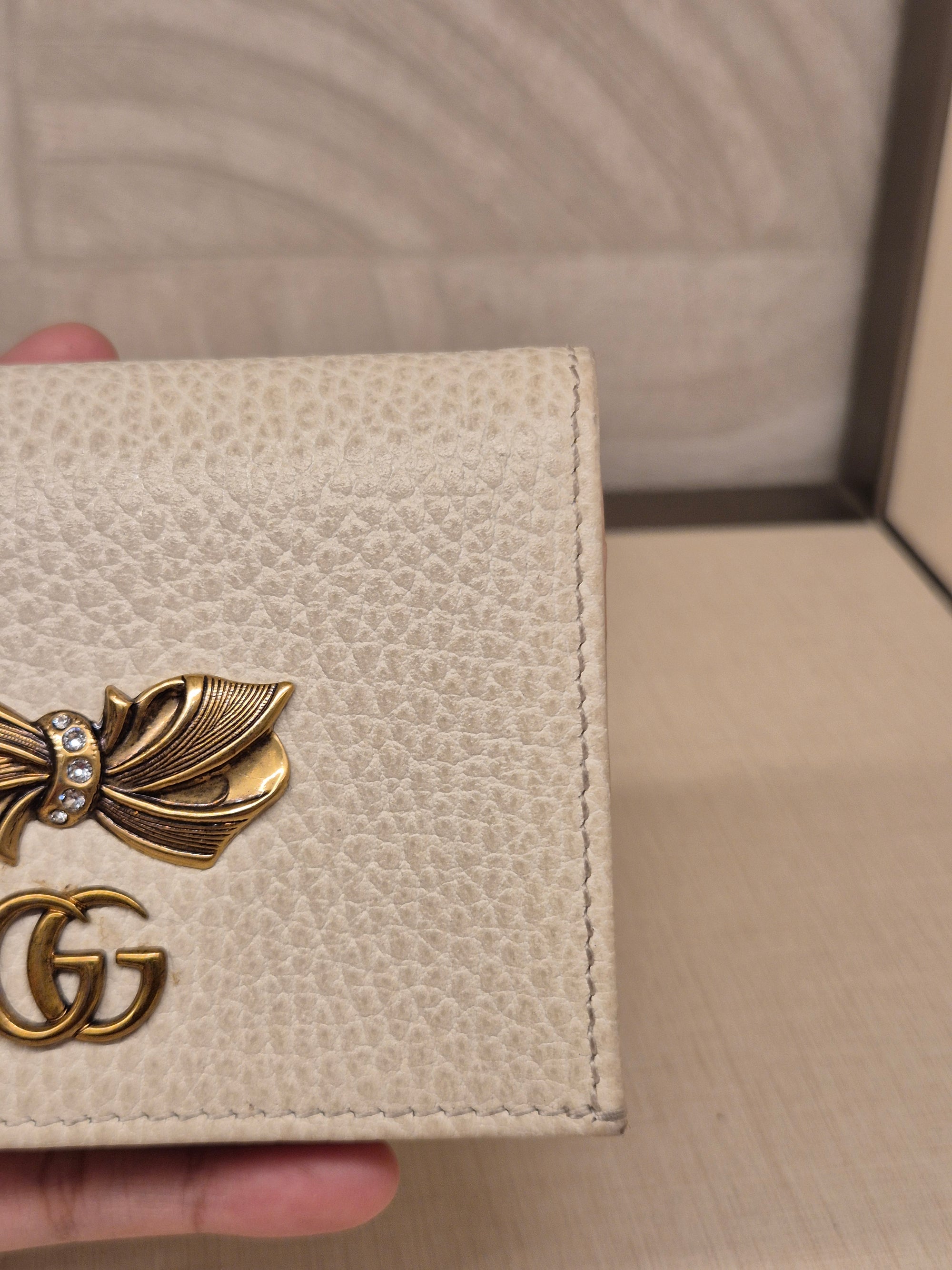 Gucci Compac Wallet Pita