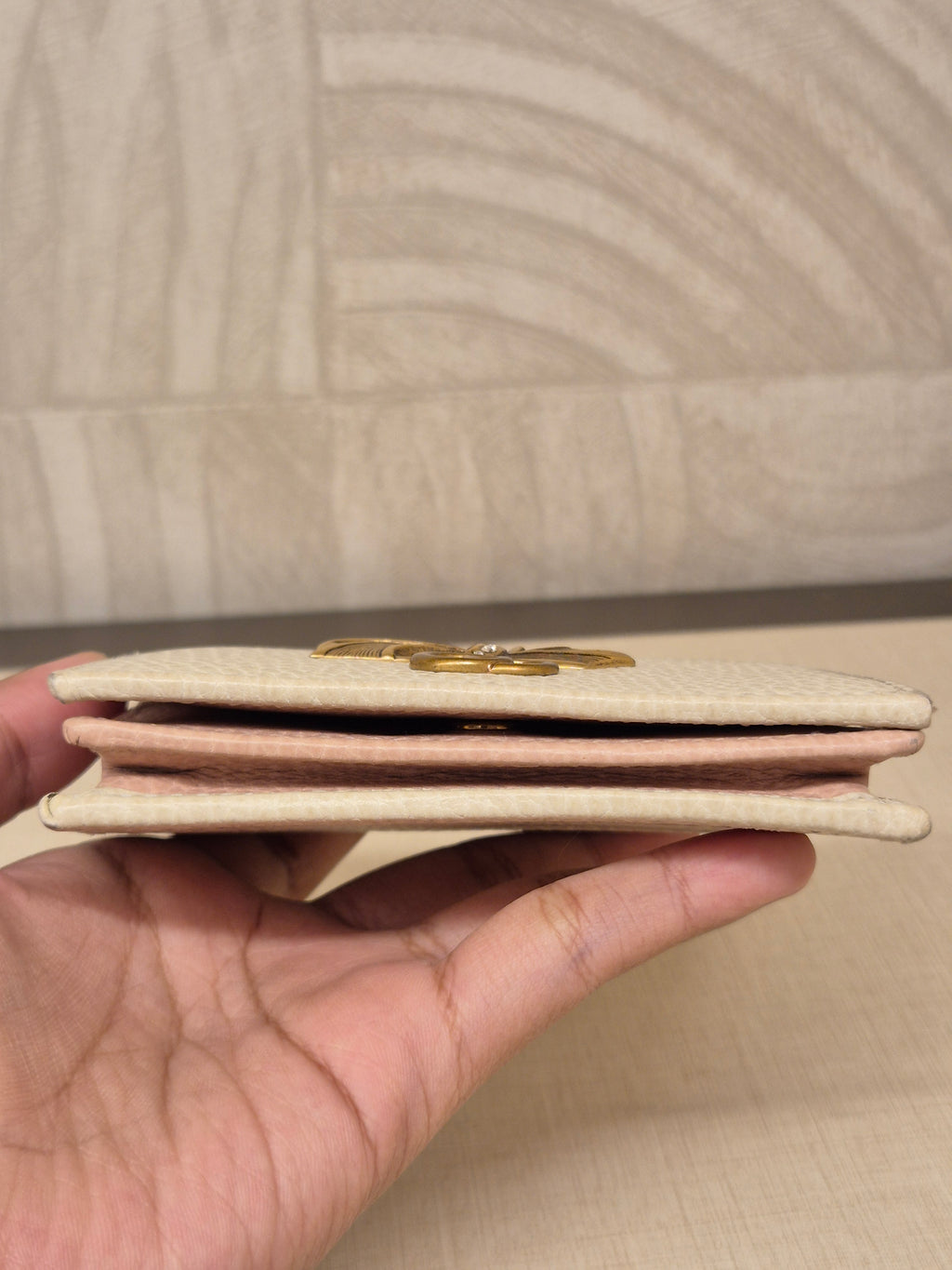 Gucci Compac Wallet Pita