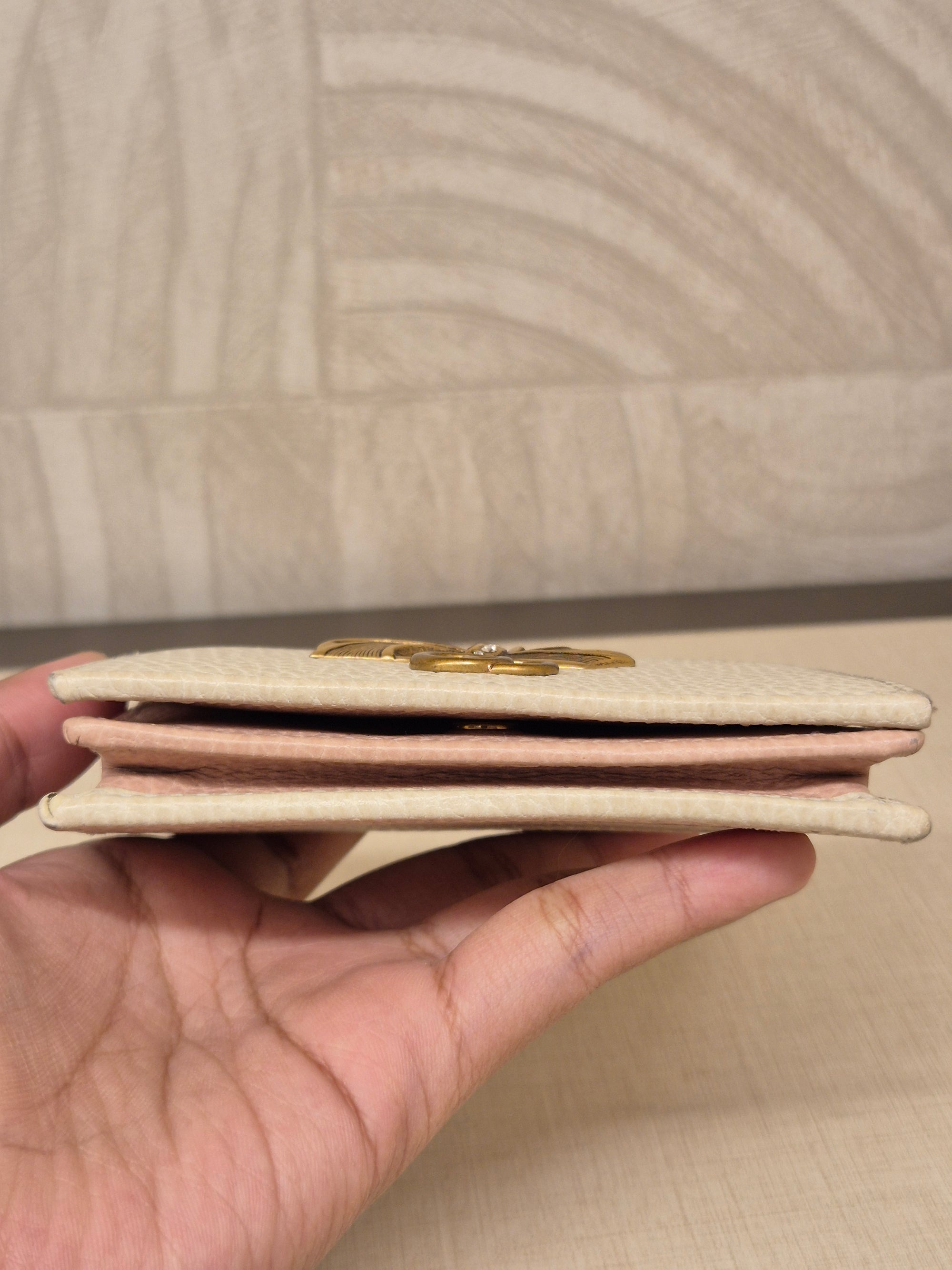 Gucci Compac Wallet Pita