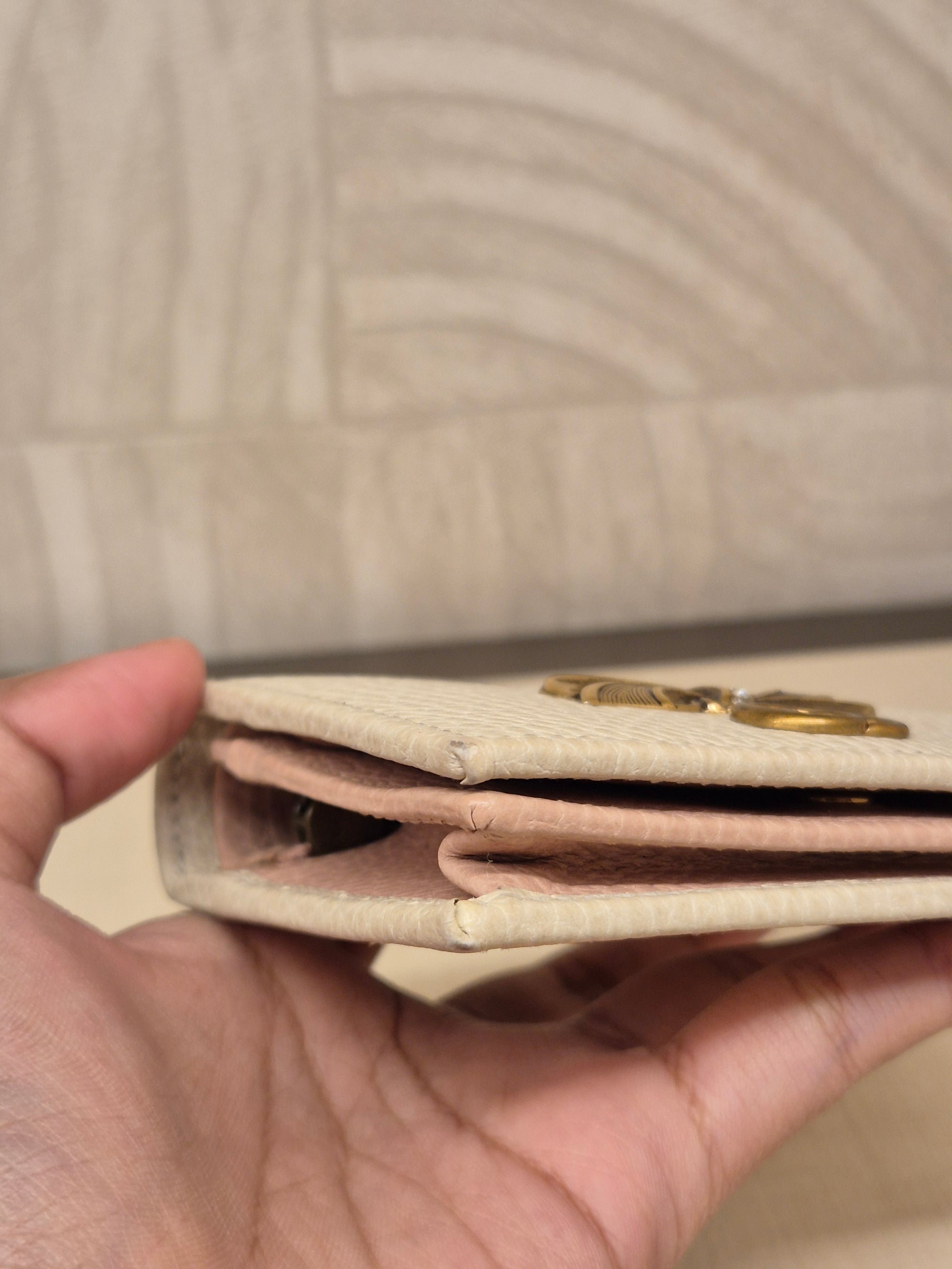 Gucci Compac Wallet Pita