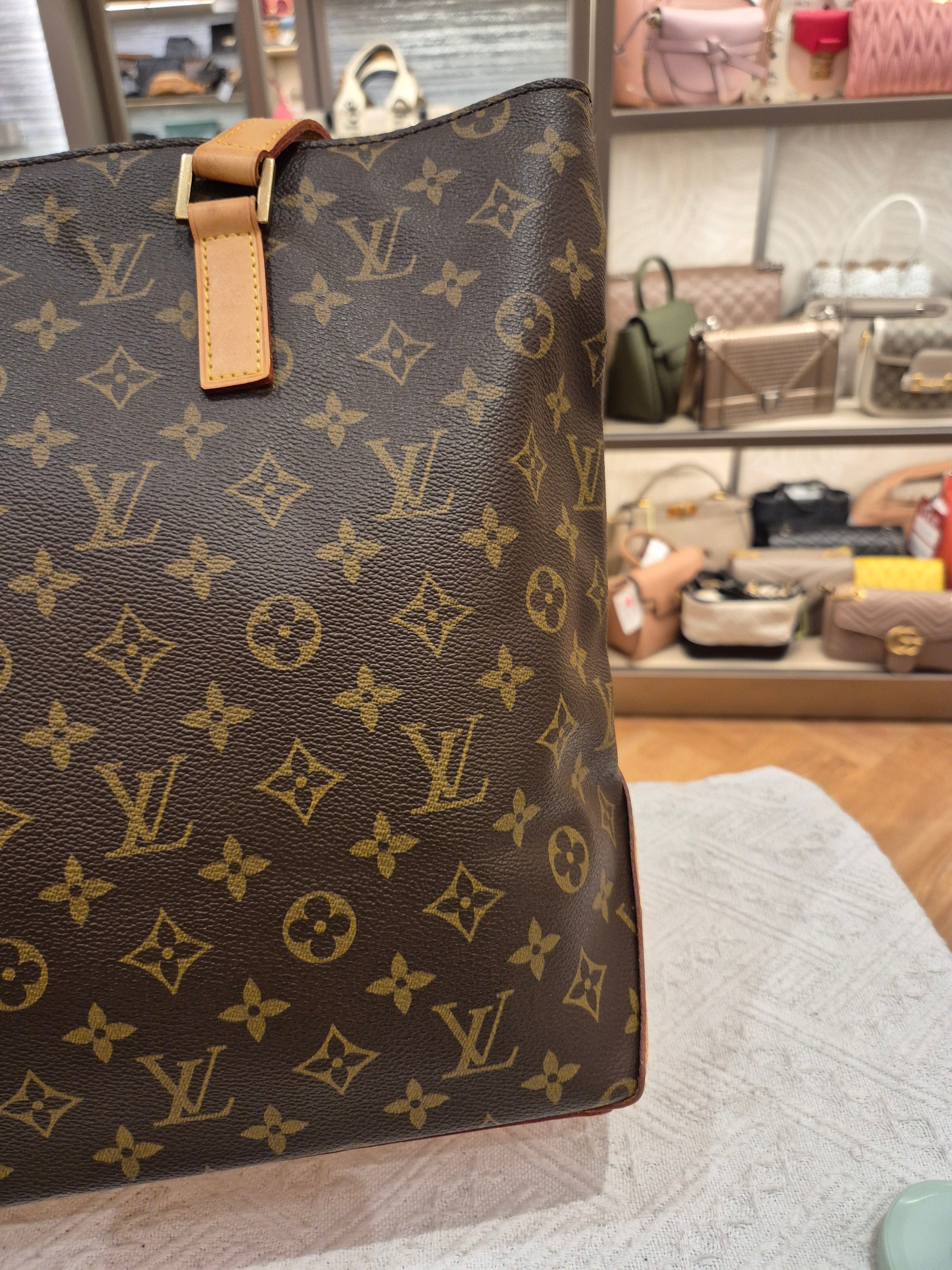 Louis Vuitton Cabas Mezzo Monogram