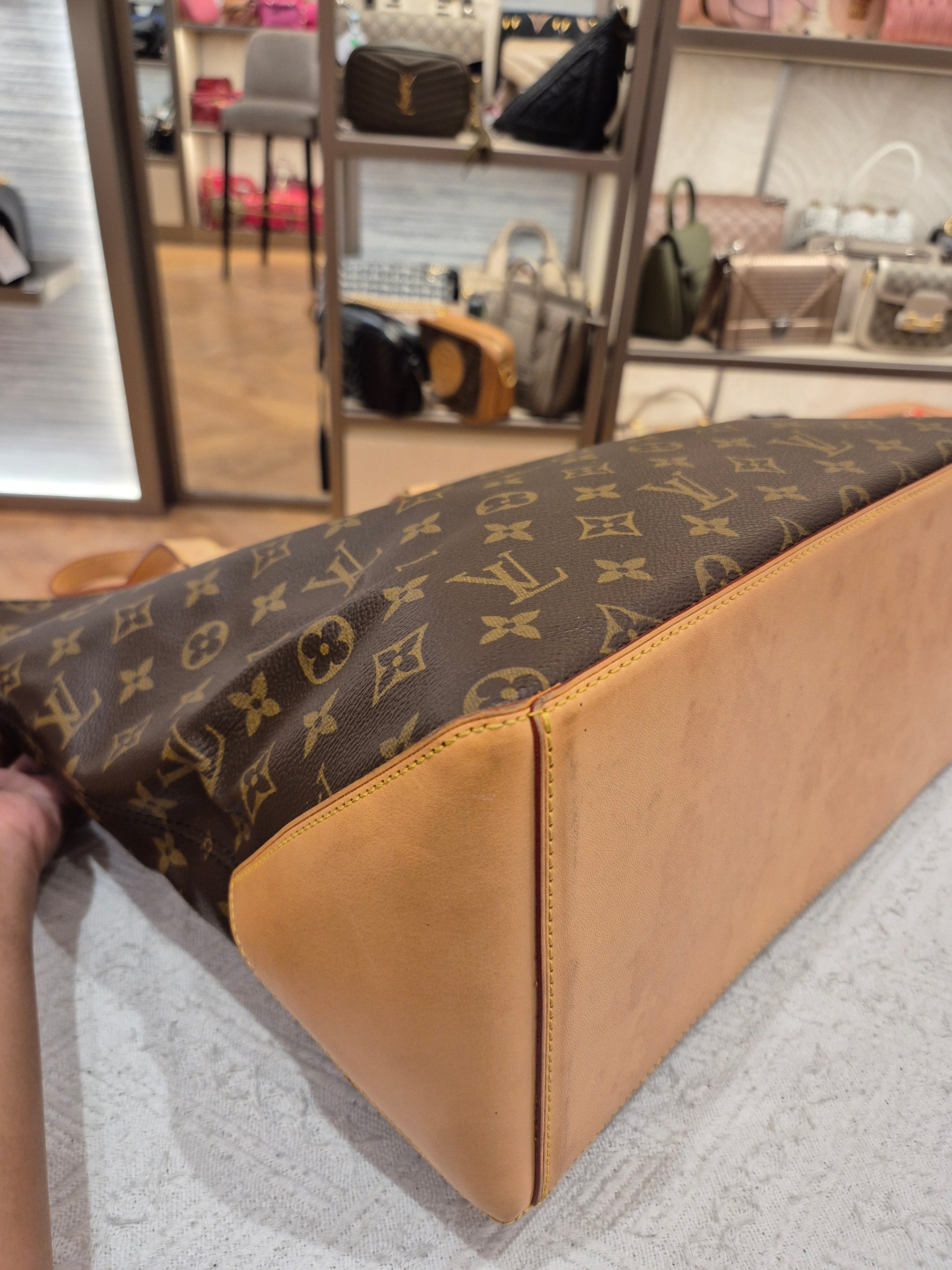 Louis Vuitton Cabas Mezzo Monogram