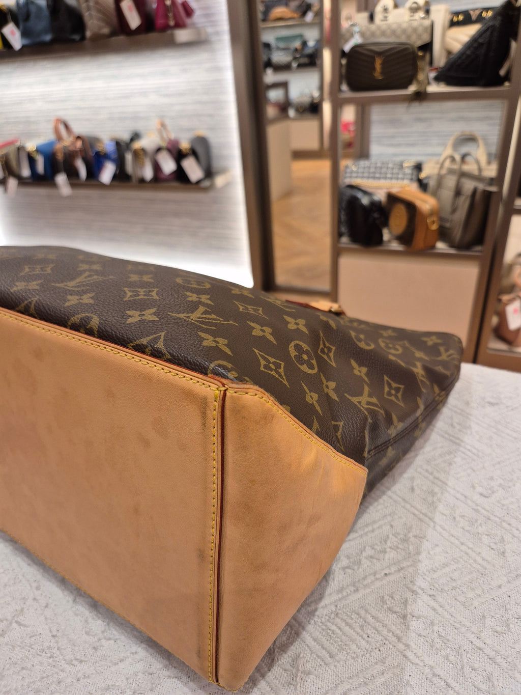 Louis Vuitton Cabas Mezzo Monogram