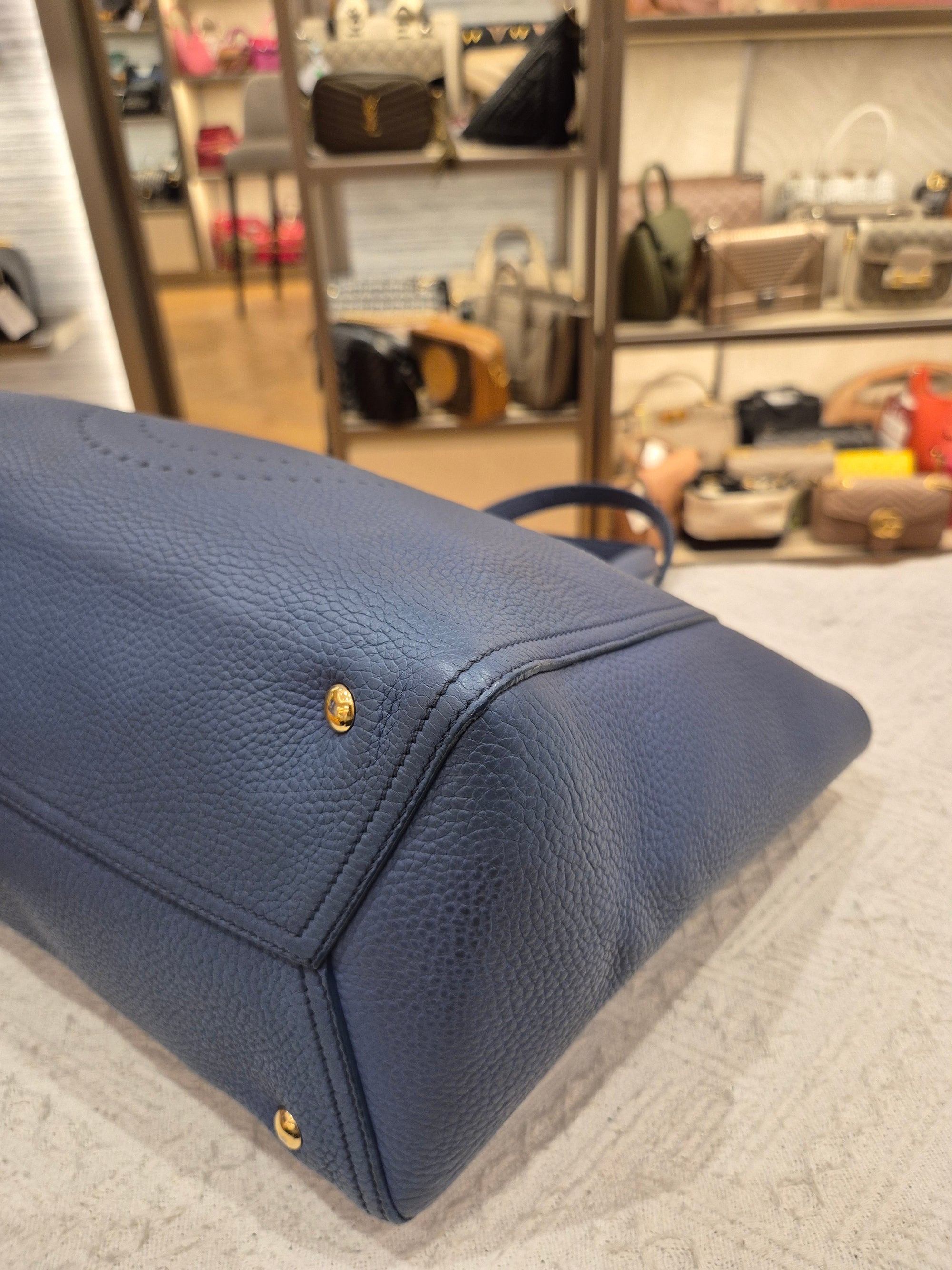 Salvatore Ferragamo Zip Totebag Blue