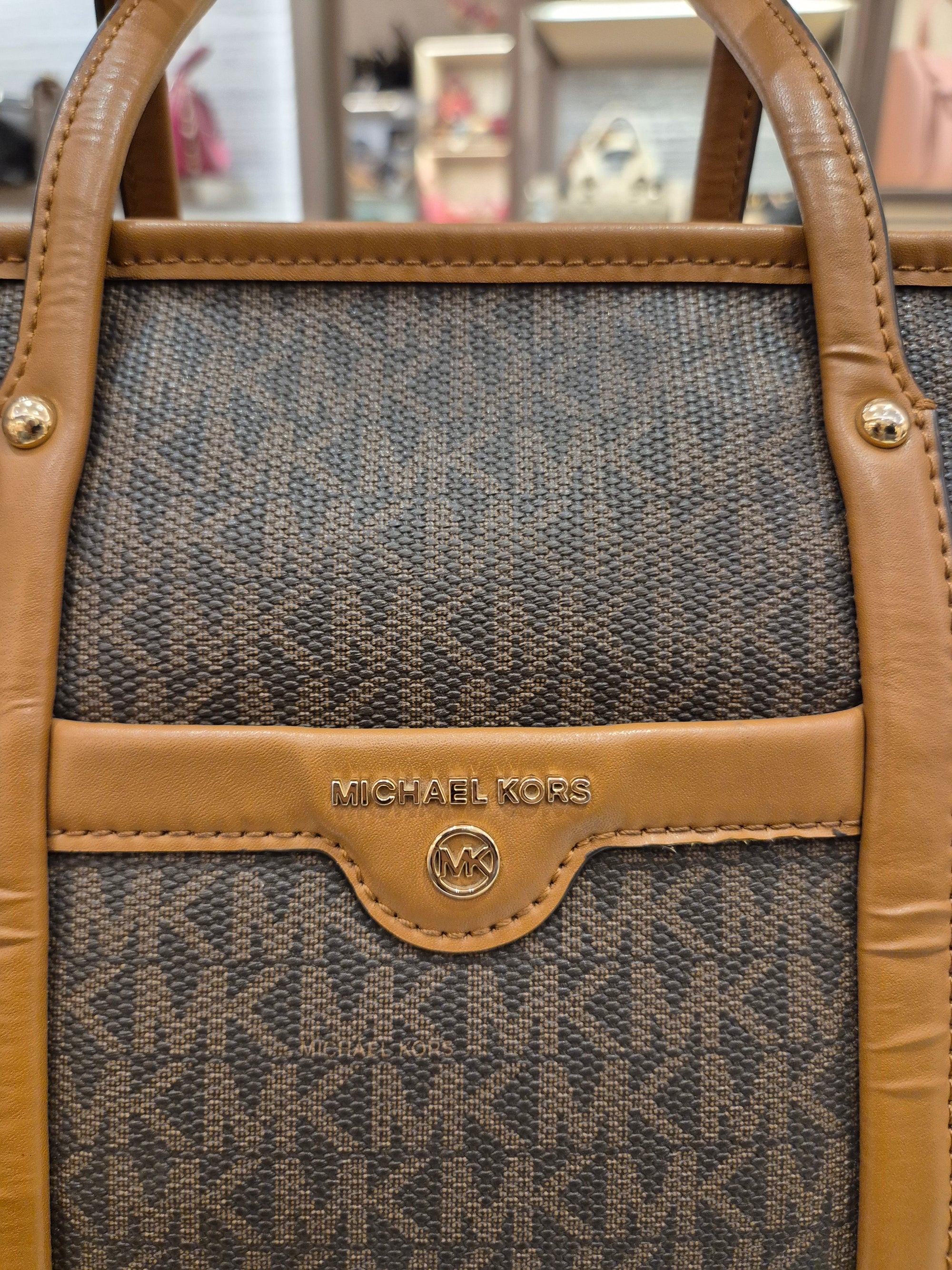 Michael Kors Convertible Signature