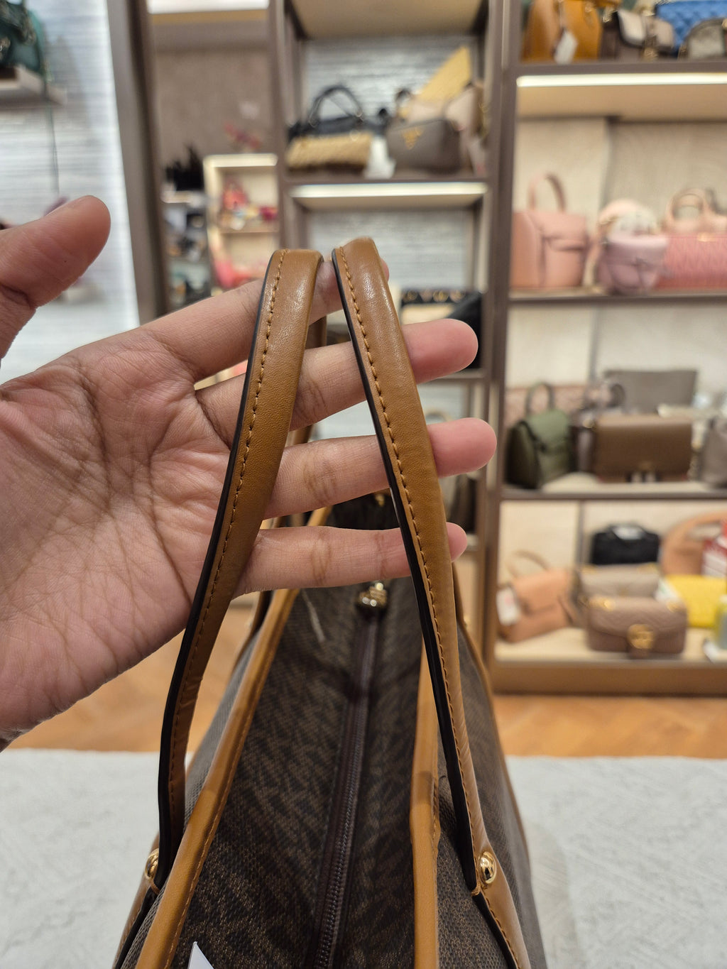 Michael Kors Convertible Signature