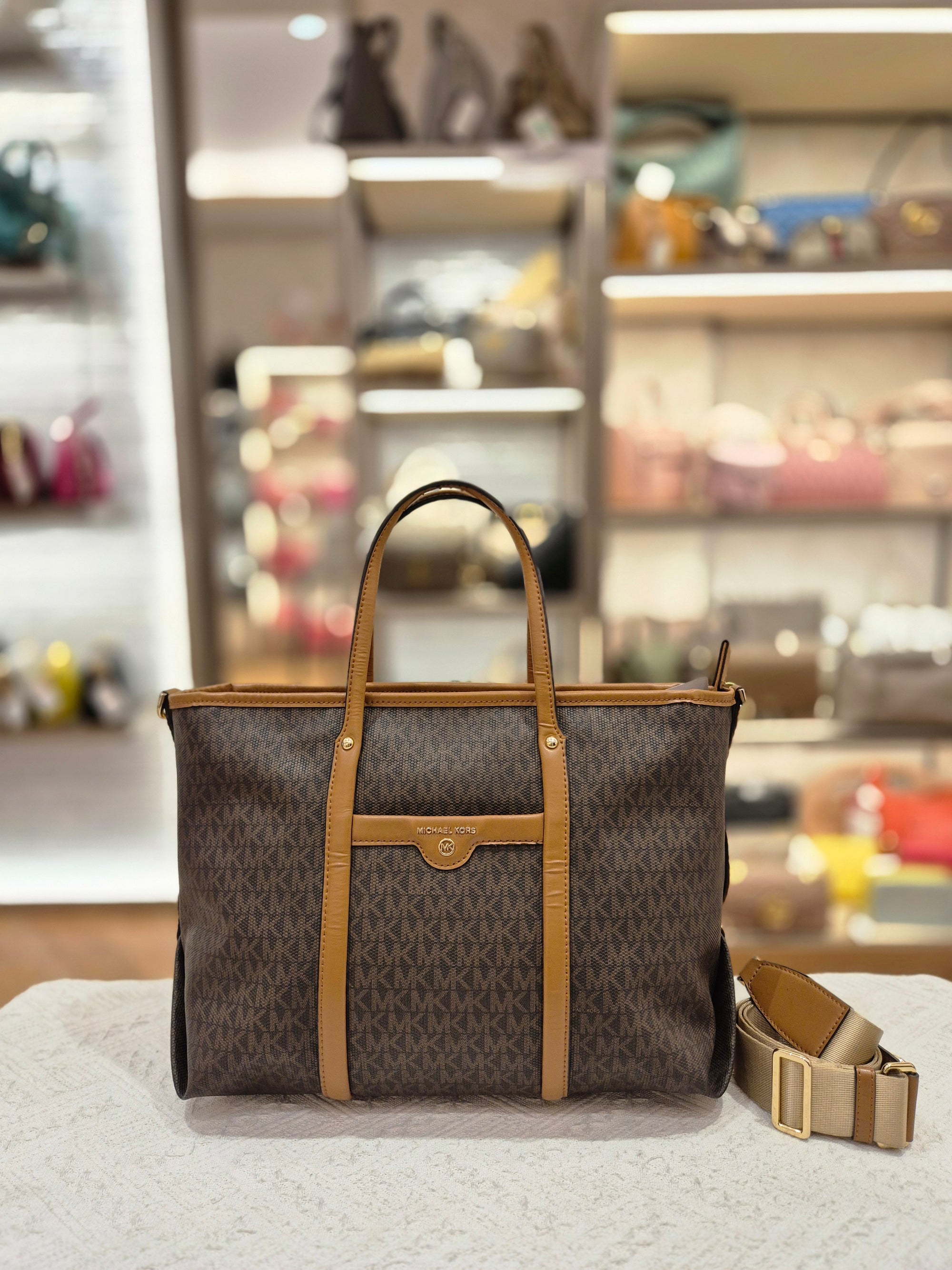 Michael Kors Convertible Signature