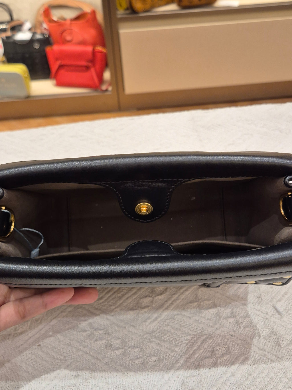 Fendi Mini Flip Black