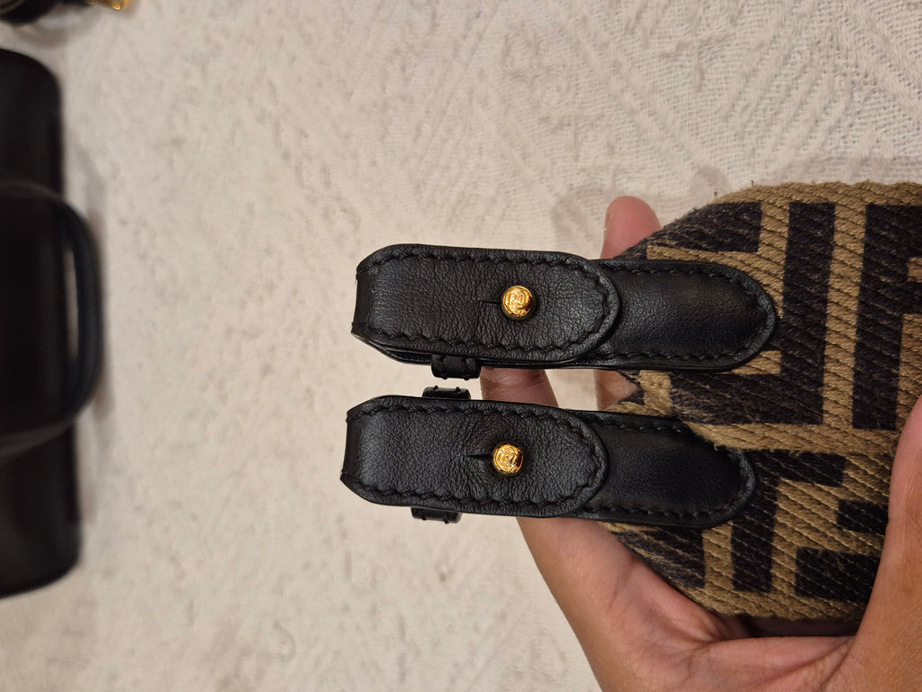 Fendi Mini Flip Black