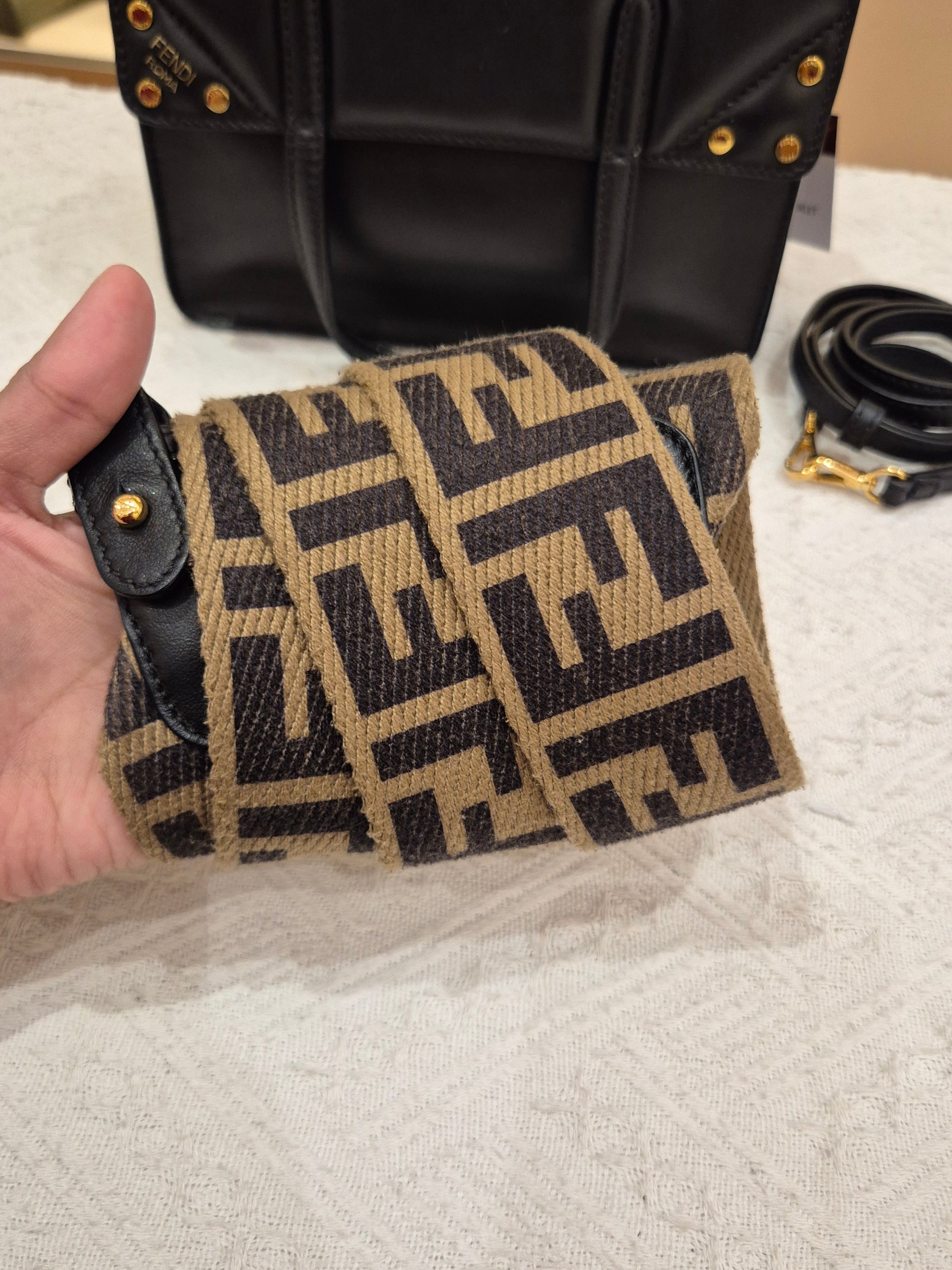 Fendi Mini Flip Black
