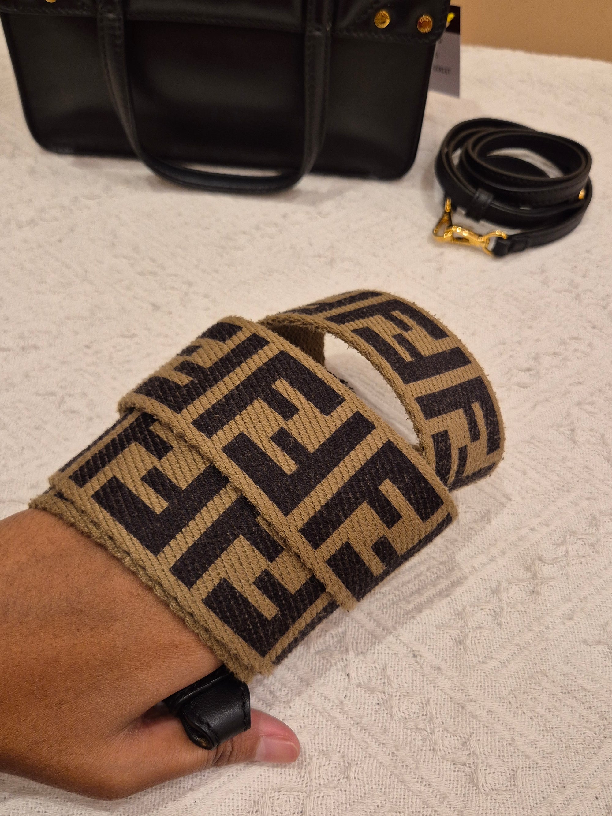 Fendi Mini Flip Black