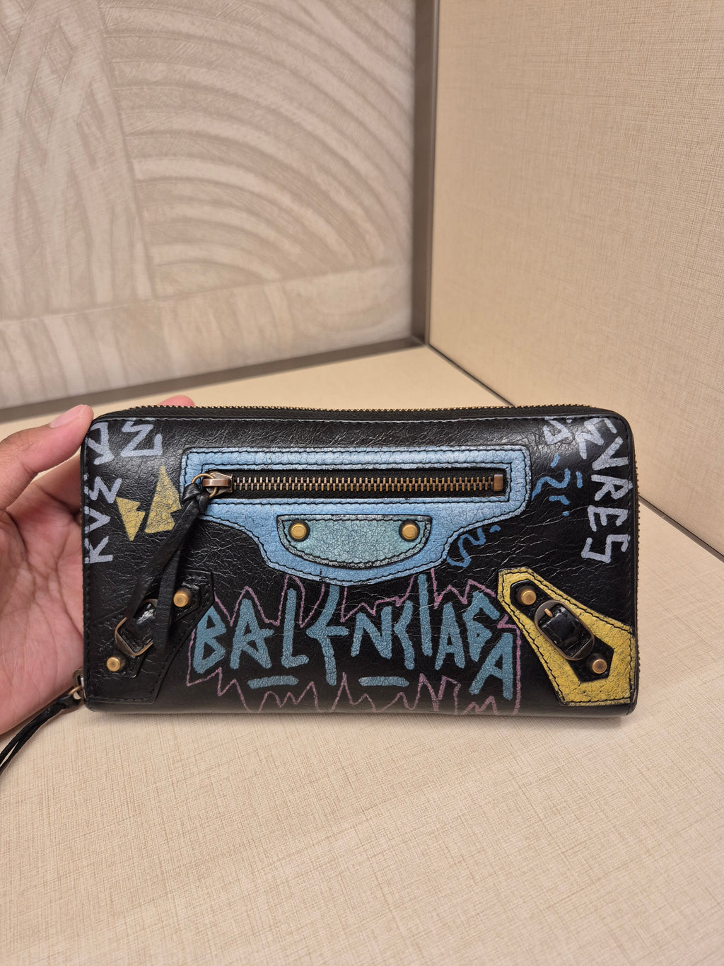 Balenciaga Zip Long wallet Grafitti