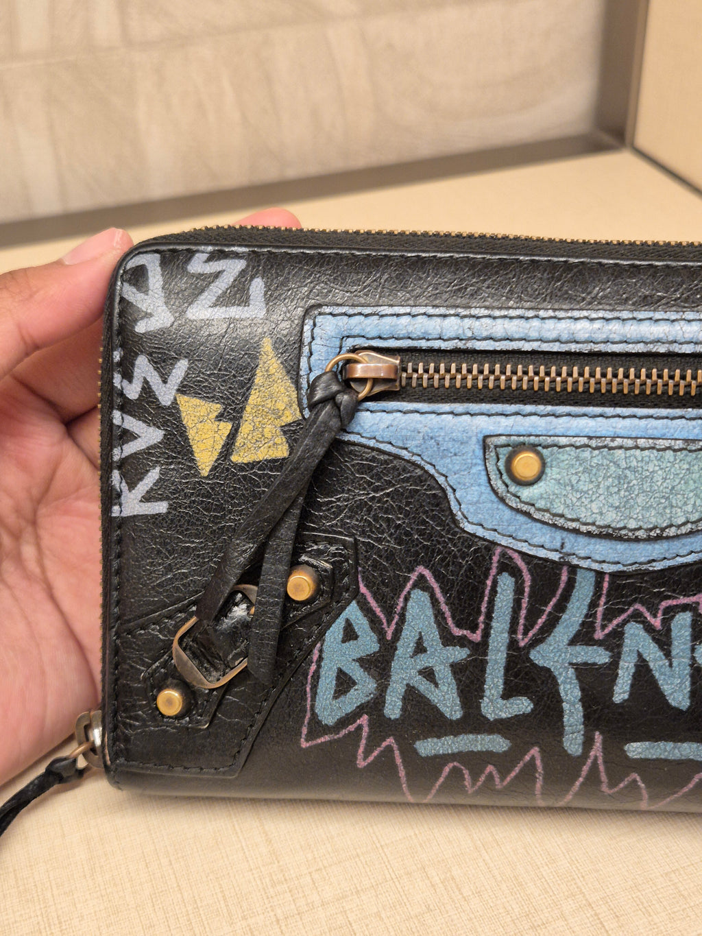 Balenciaga Zip Long wallet Grafitti