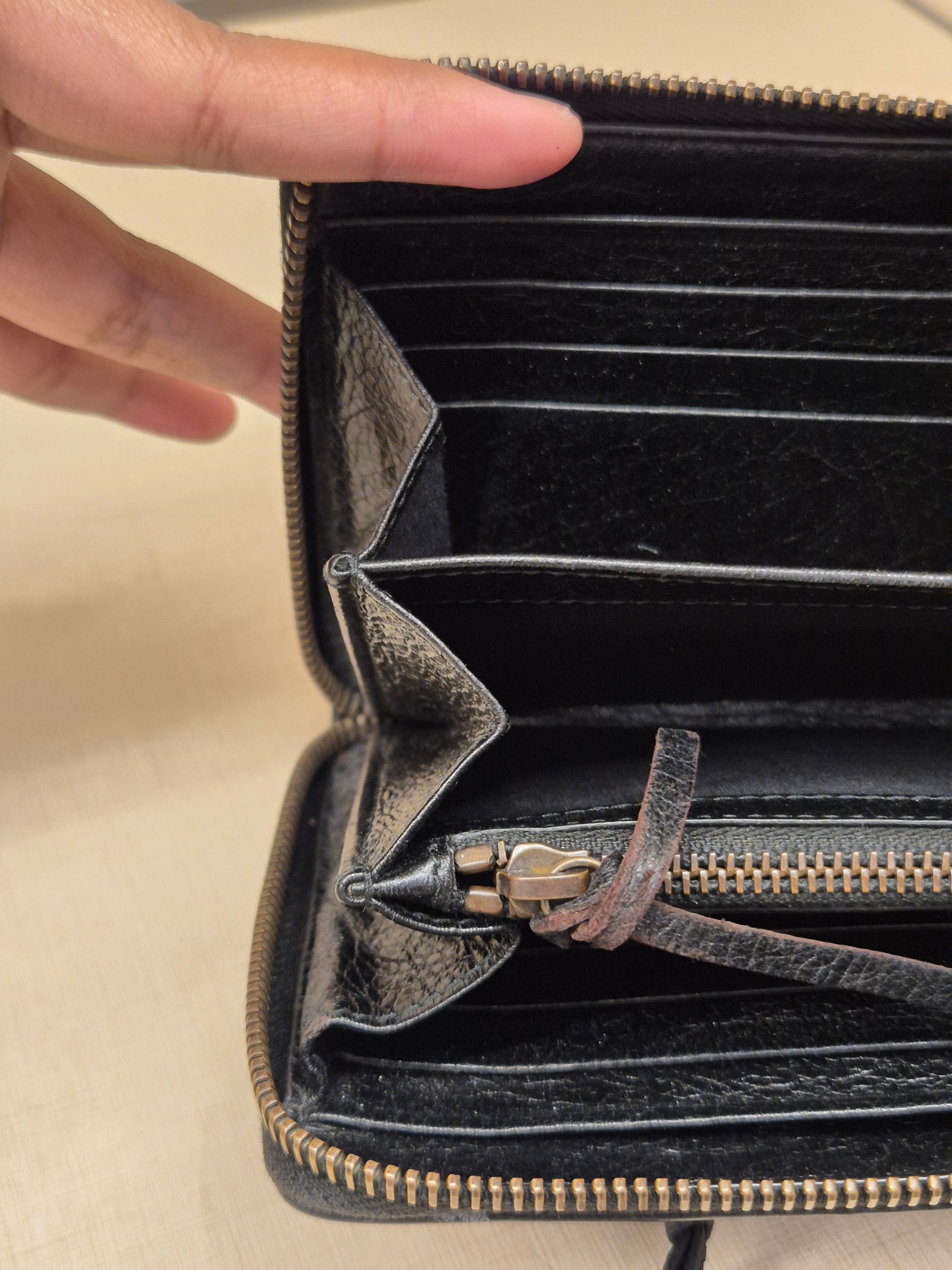 Balenciaga Zip Long wallet Grafitti
