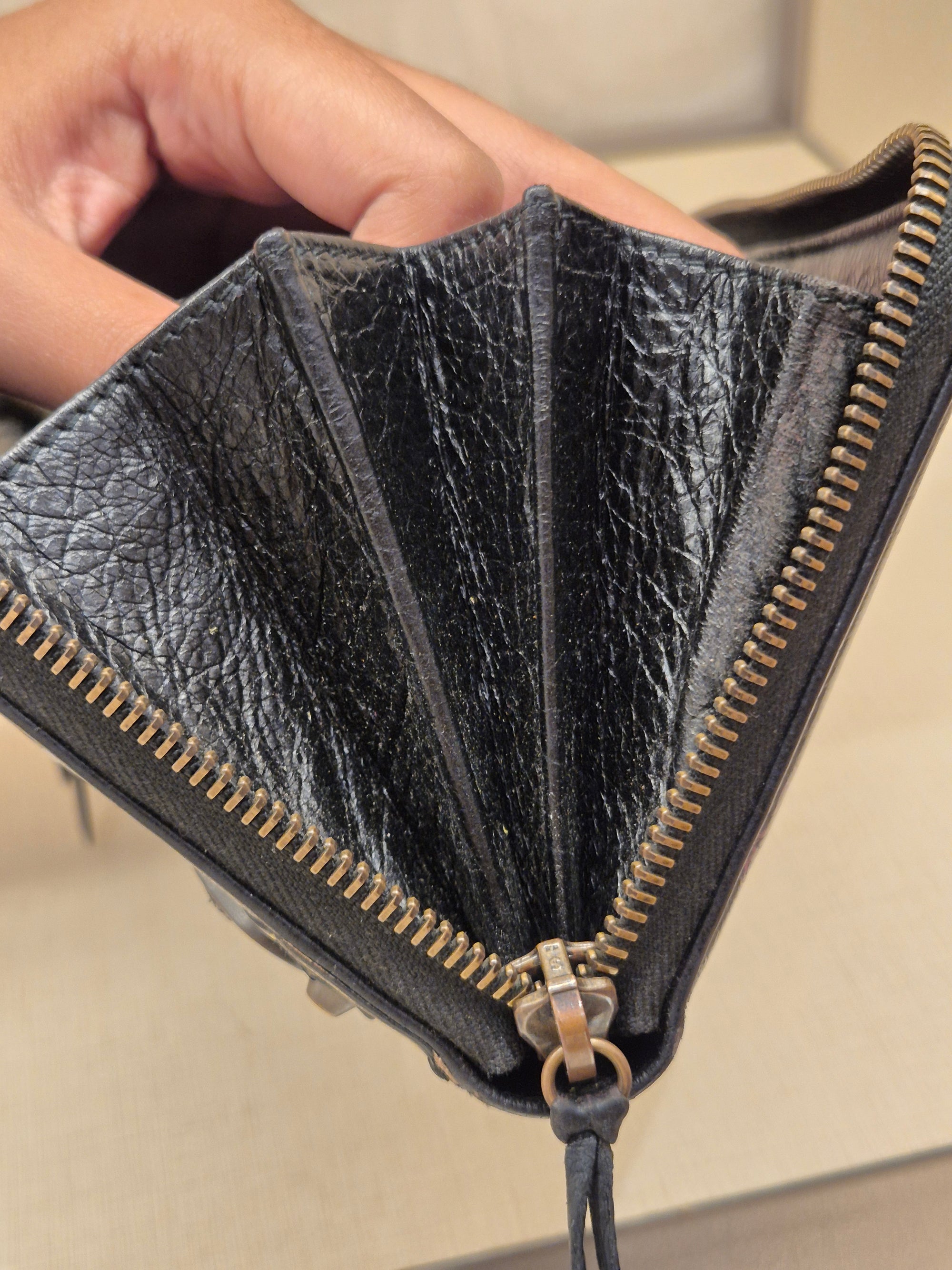 Balenciaga Zip Long wallet Grafitti