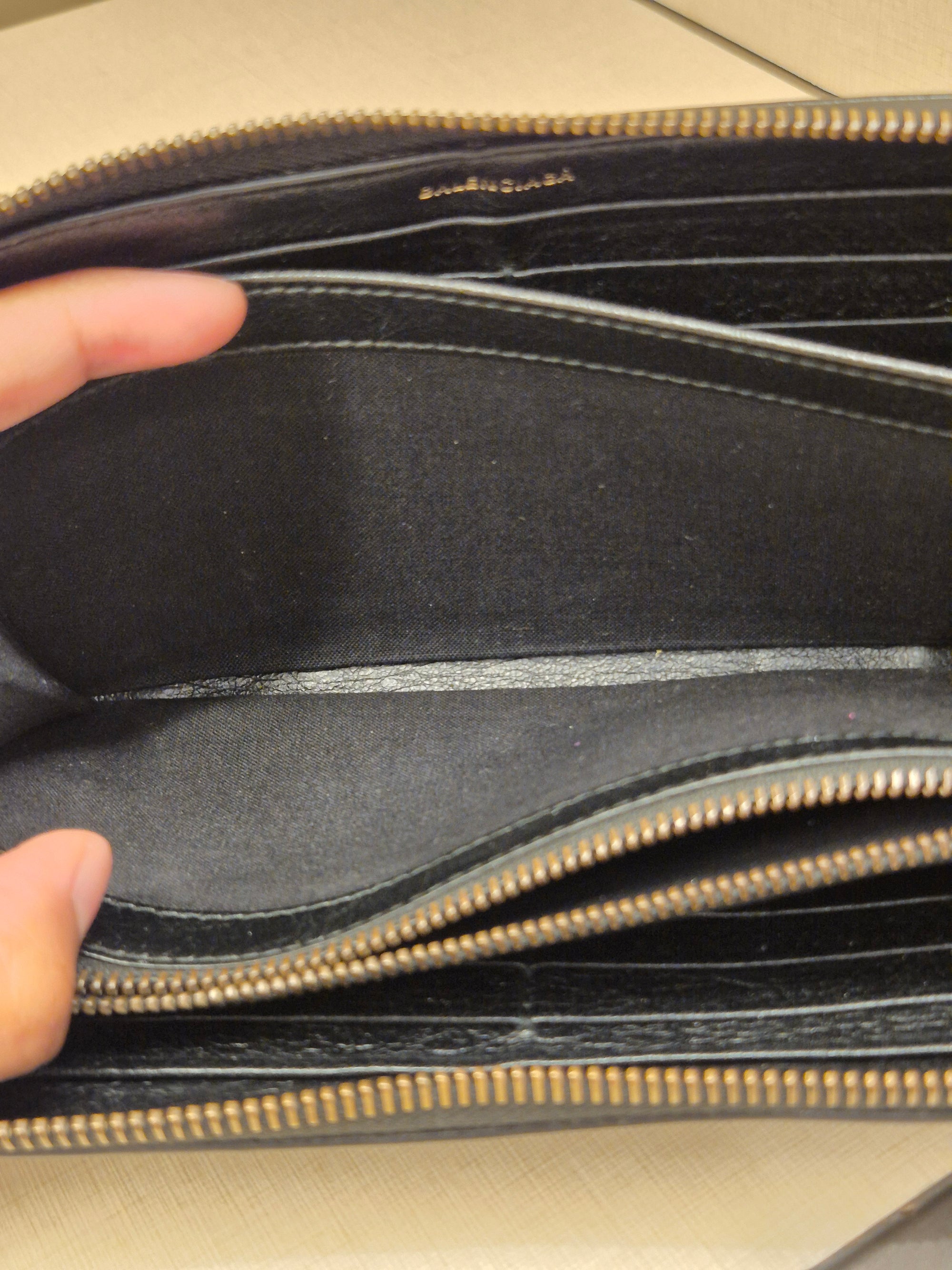 Balenciaga Zip Long wallet Grafitti