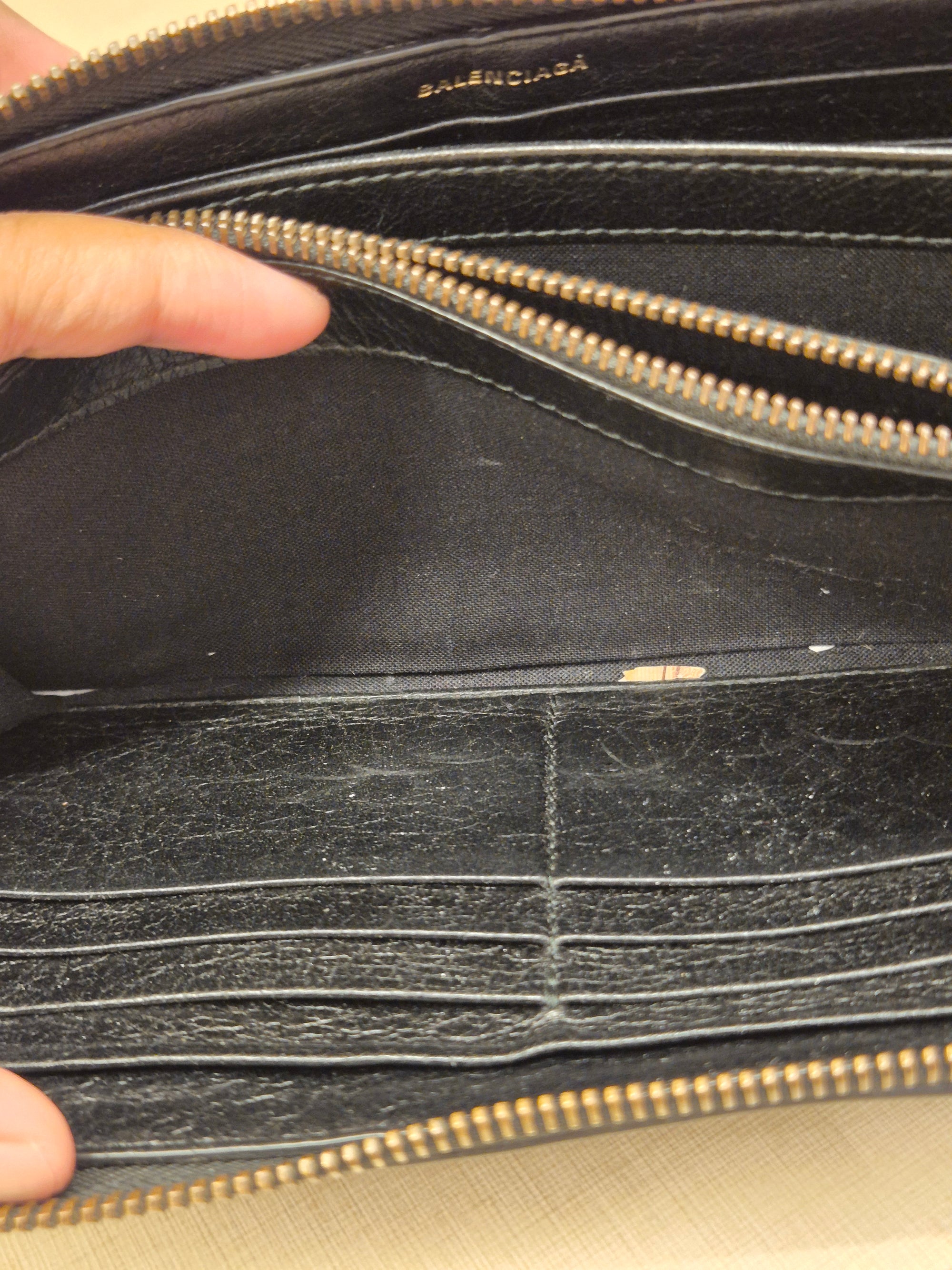 Balenciaga Zip Long wallet Grafitti