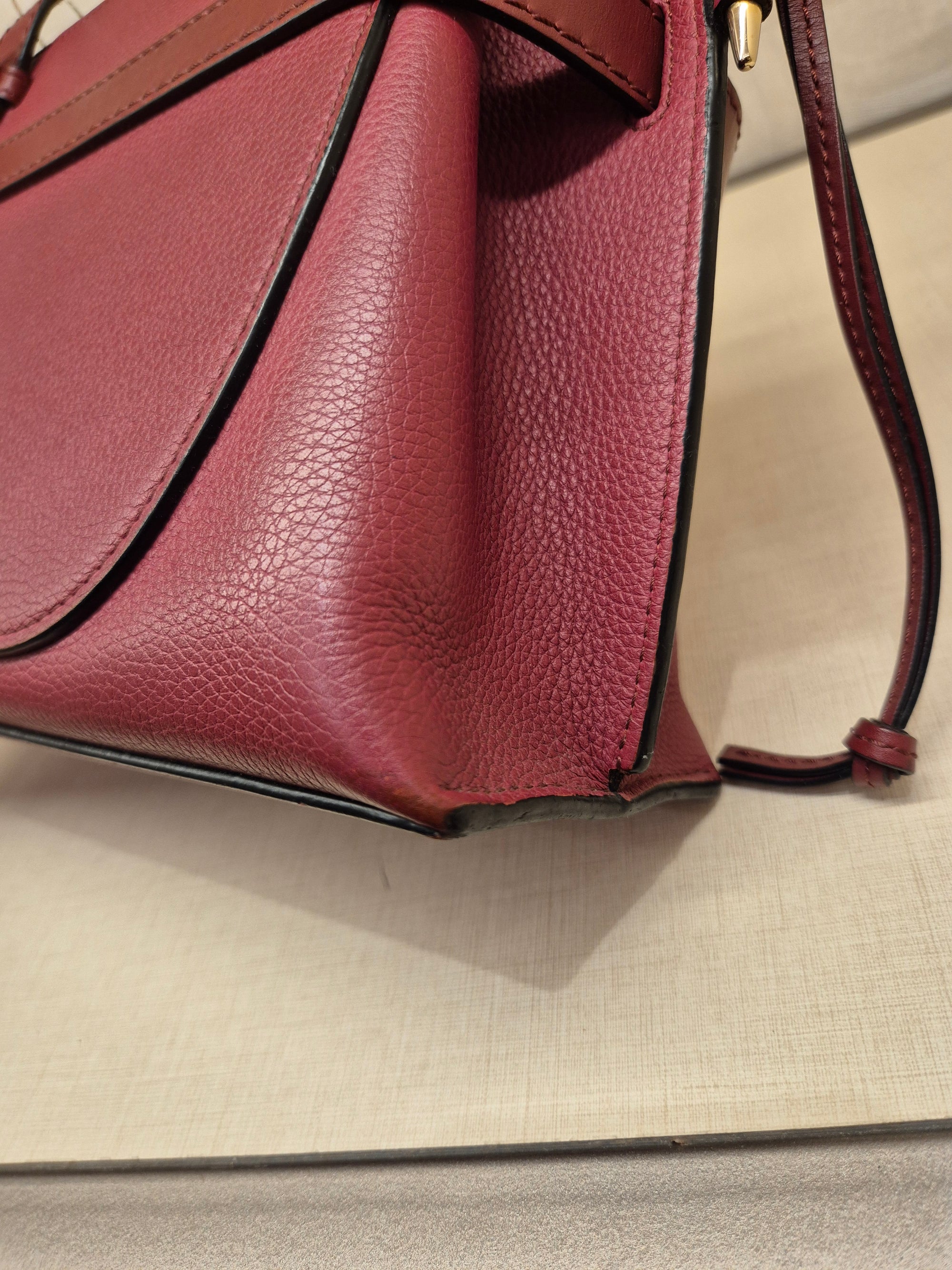 Loewe Gate Tophand