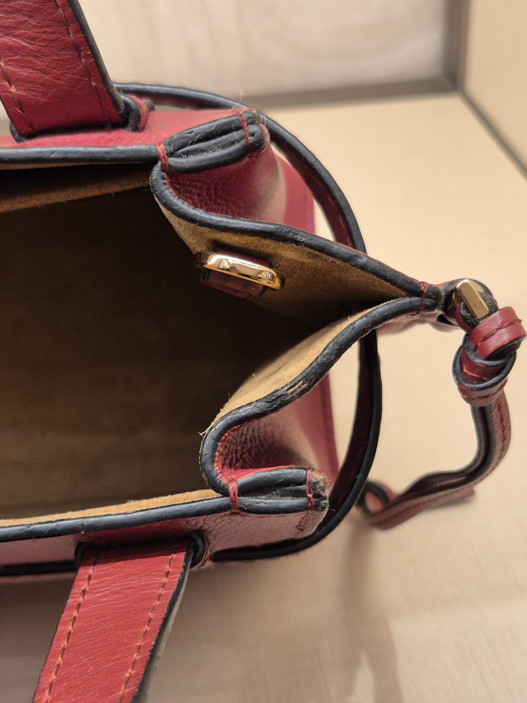 Loewe Gate Tophand