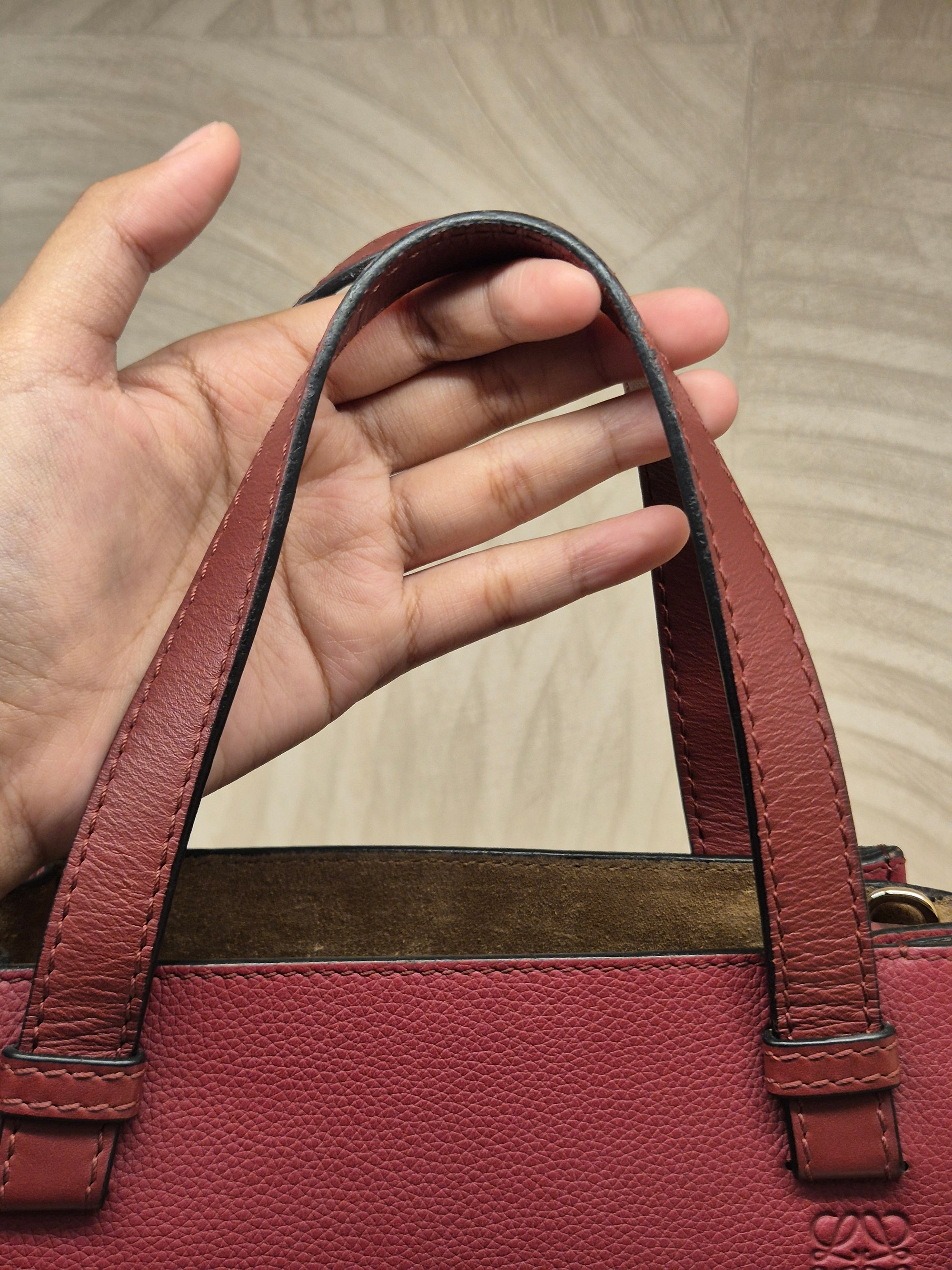 Loewe Gate Tophand