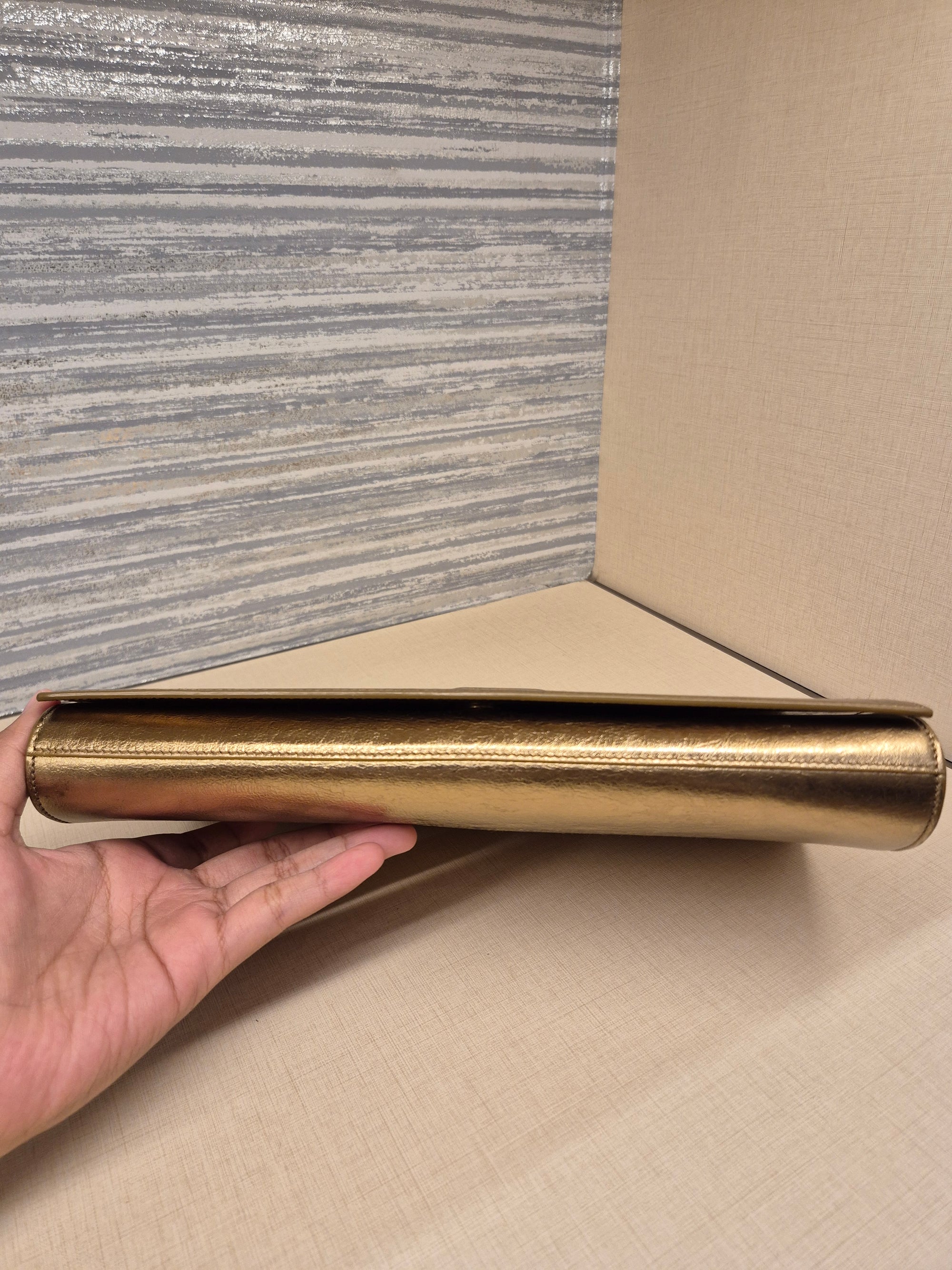 Saint Laurent Belle Clutch