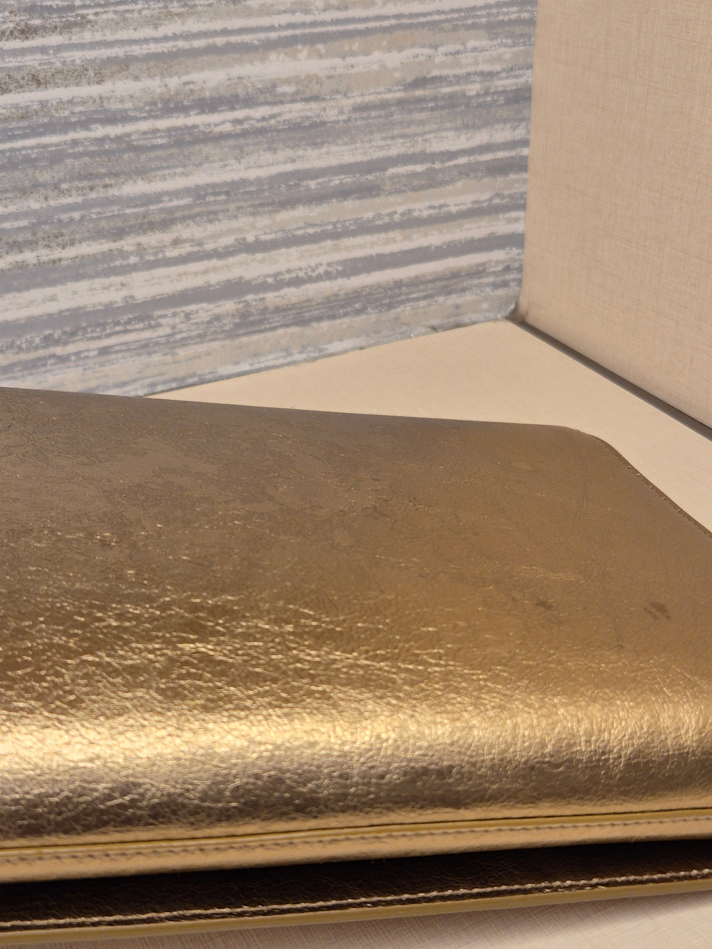 Saint Laurent Belle Clutch