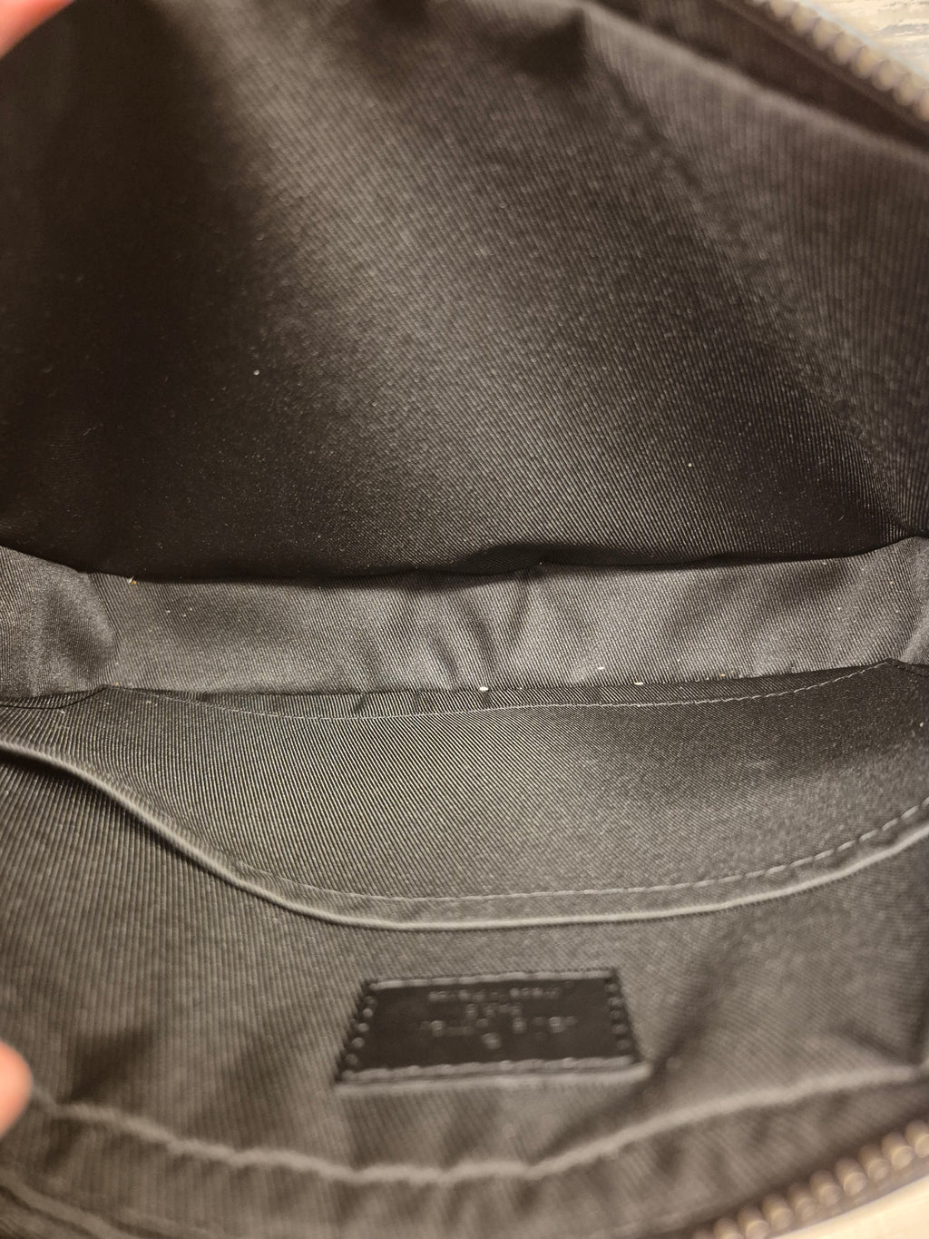 Louis Vuitton Trio Mesenger Monogram Eclipse