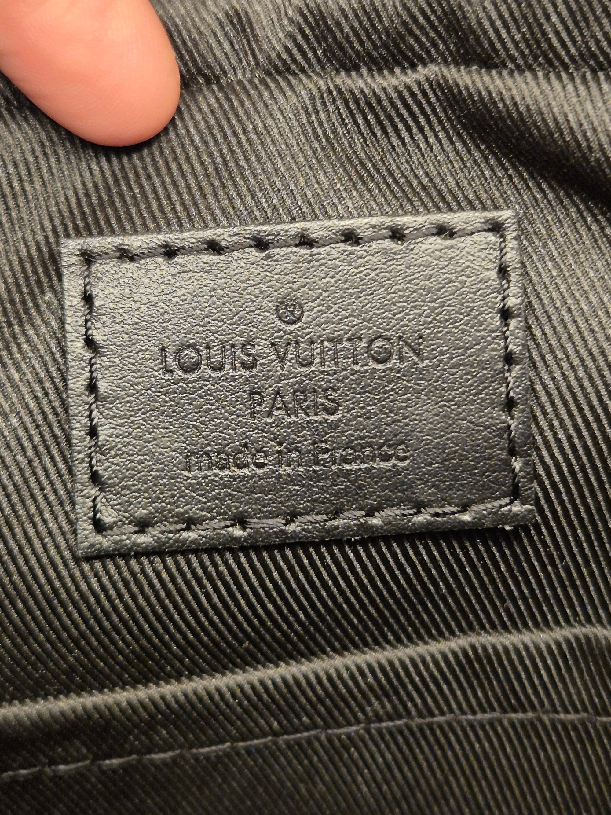 Louis Vuitton Trio Mesenger Monogram Eclipse